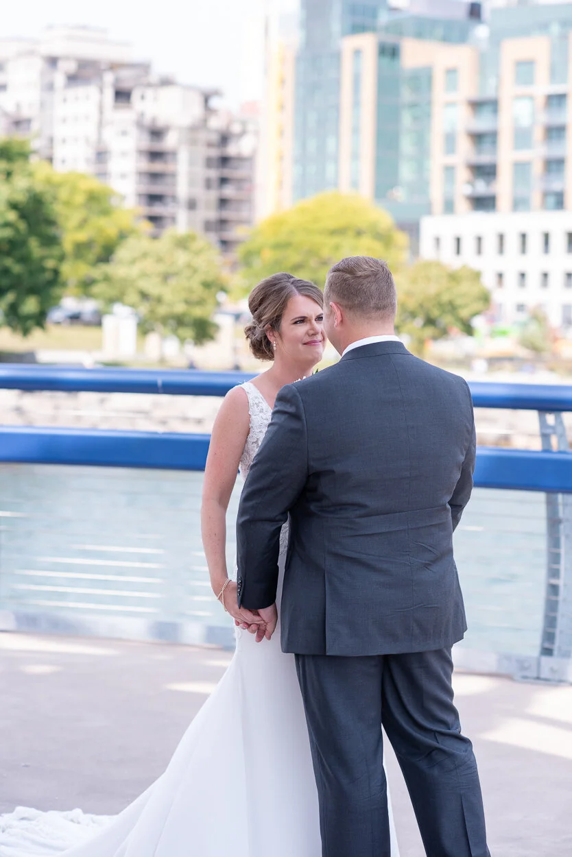 love-always-photography-niagara-gta-burlington-waterfront-wedding-first-look-008.jpg