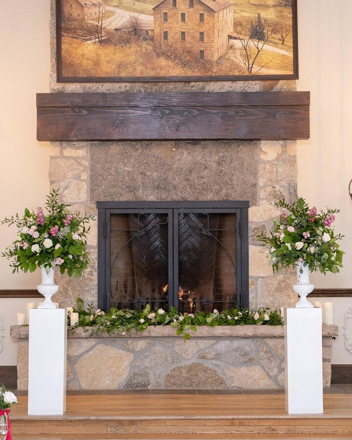 We love the chapel at Ancaster Mill, lots of beautiful natural light and neutral decor choices so you can dress it up how you like!​​​​​​​​
​​​​​​​​
Are you planning a wedding here? We would love to chat!​​​​​​​​
Now booking 2023.