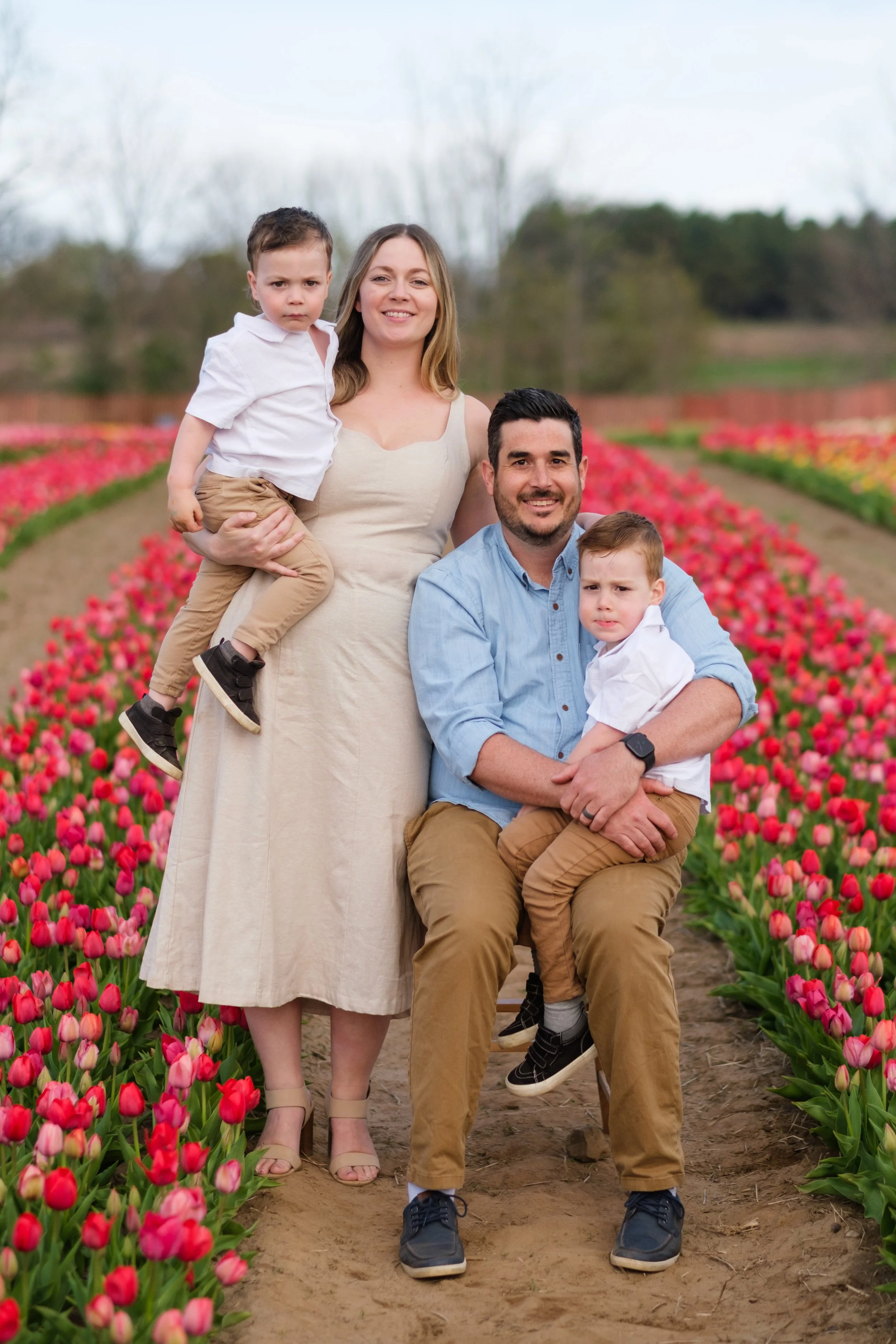 2025-04-30- Tulip Field Minis- Lyndsey-0009.jpg