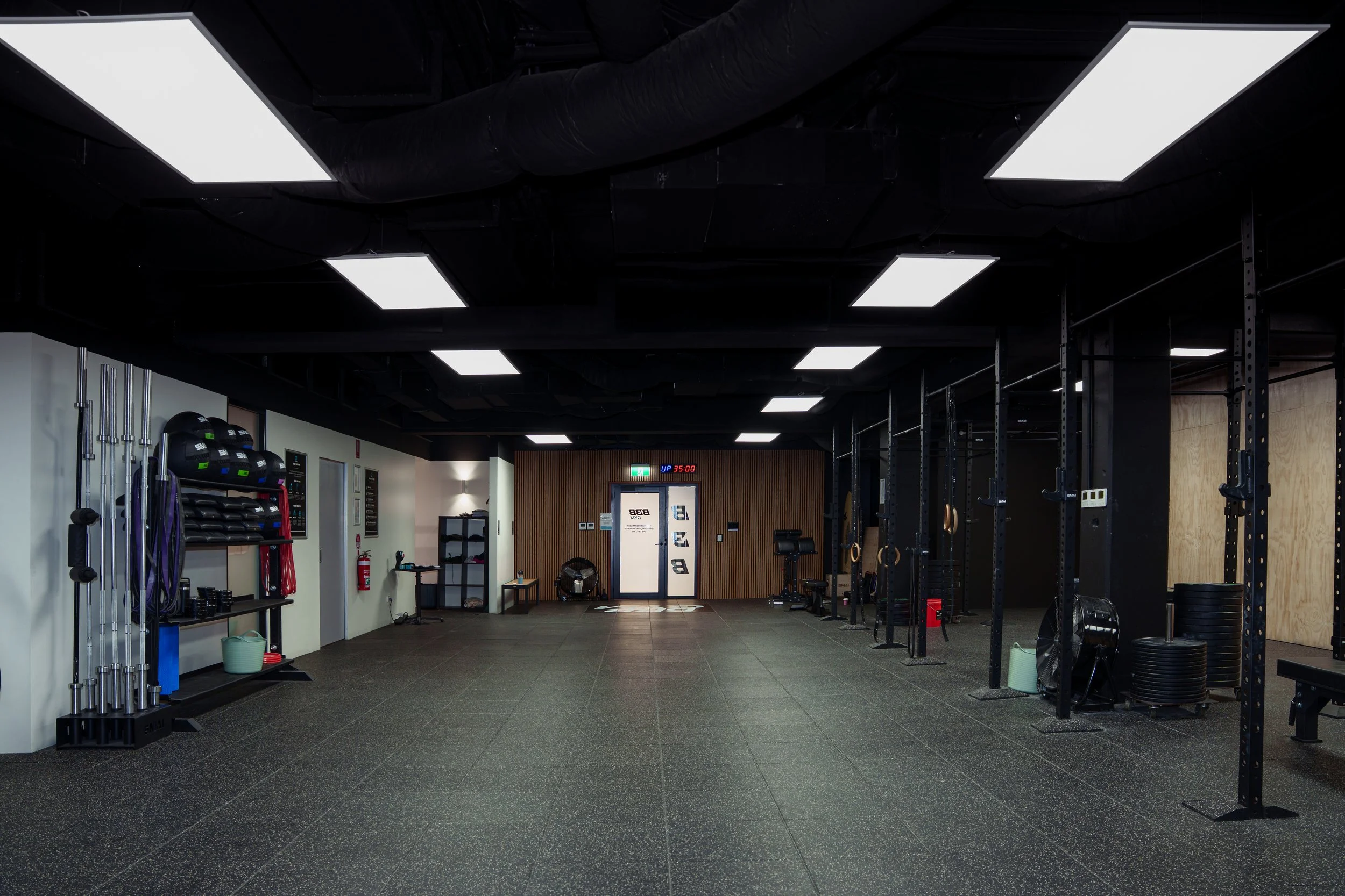 Copy of A7406629.jpg