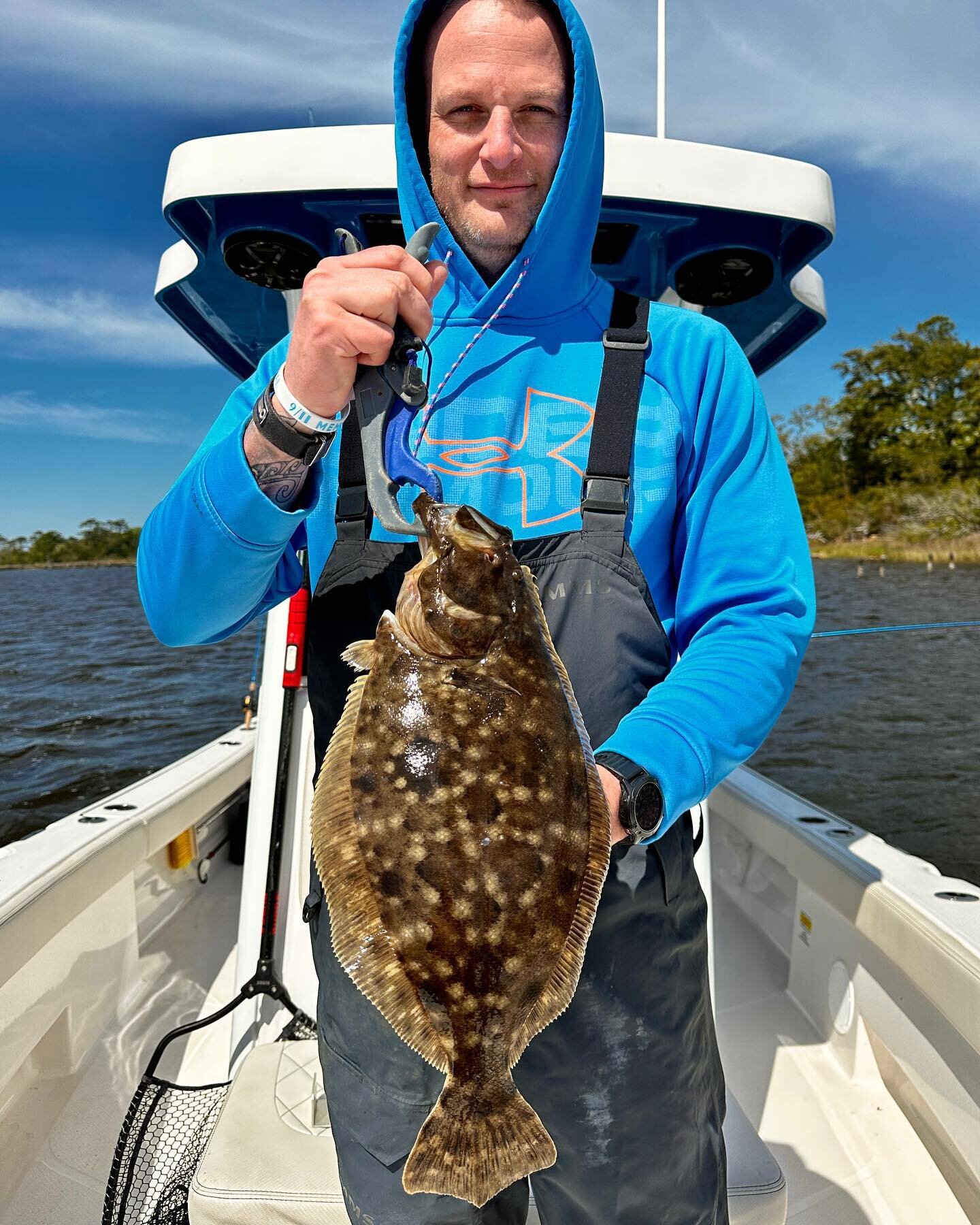 These guys called and booked a last minute trip. I&rsquo;m glad I was open! They slammed some jumbo sized sheepshead and finished it off with some bonus flounder. My schedule stays pretty booked but don&rsquo;t be afraid to give me a call and double 