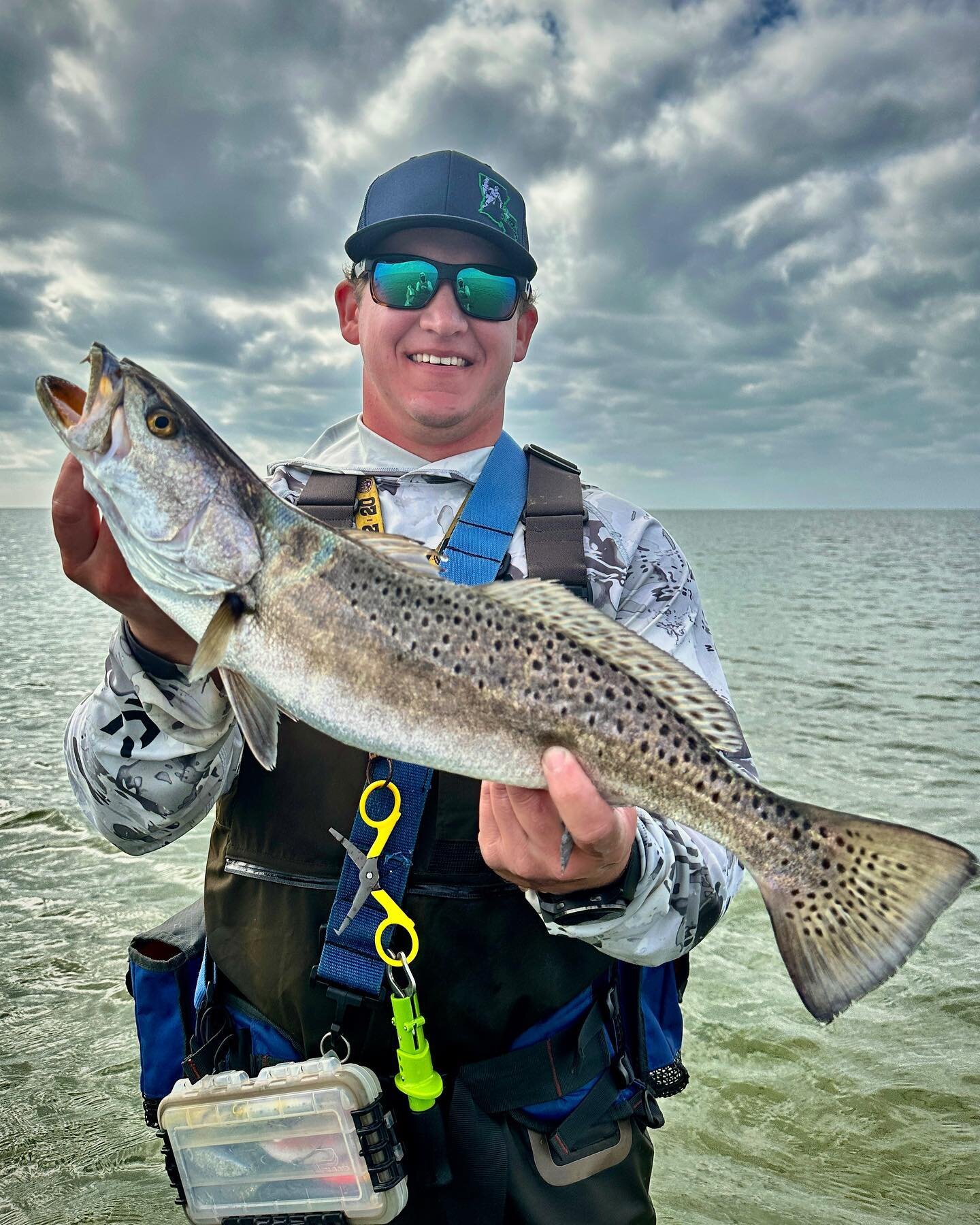 Absolutely epic two days with this crew. Two Texans and a good ole Louisiana dude made for one hell of a wrecking crew. We ran into possibly one of best redfish bites that I&rsquo;ve had at Chandeleur. We found a huge grass flat in the middle of nowh