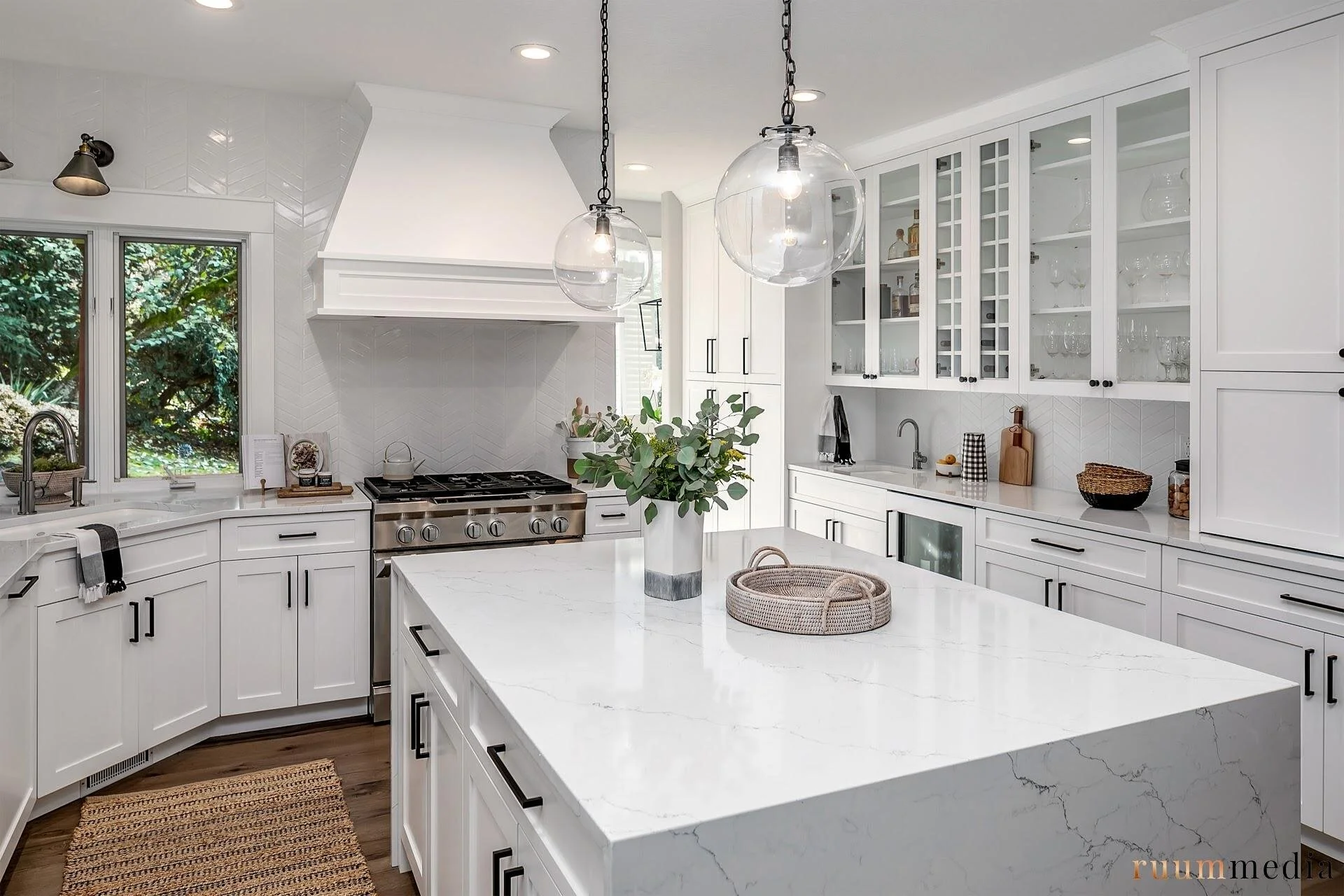 Terrific Transitional — Imperial & Millwork