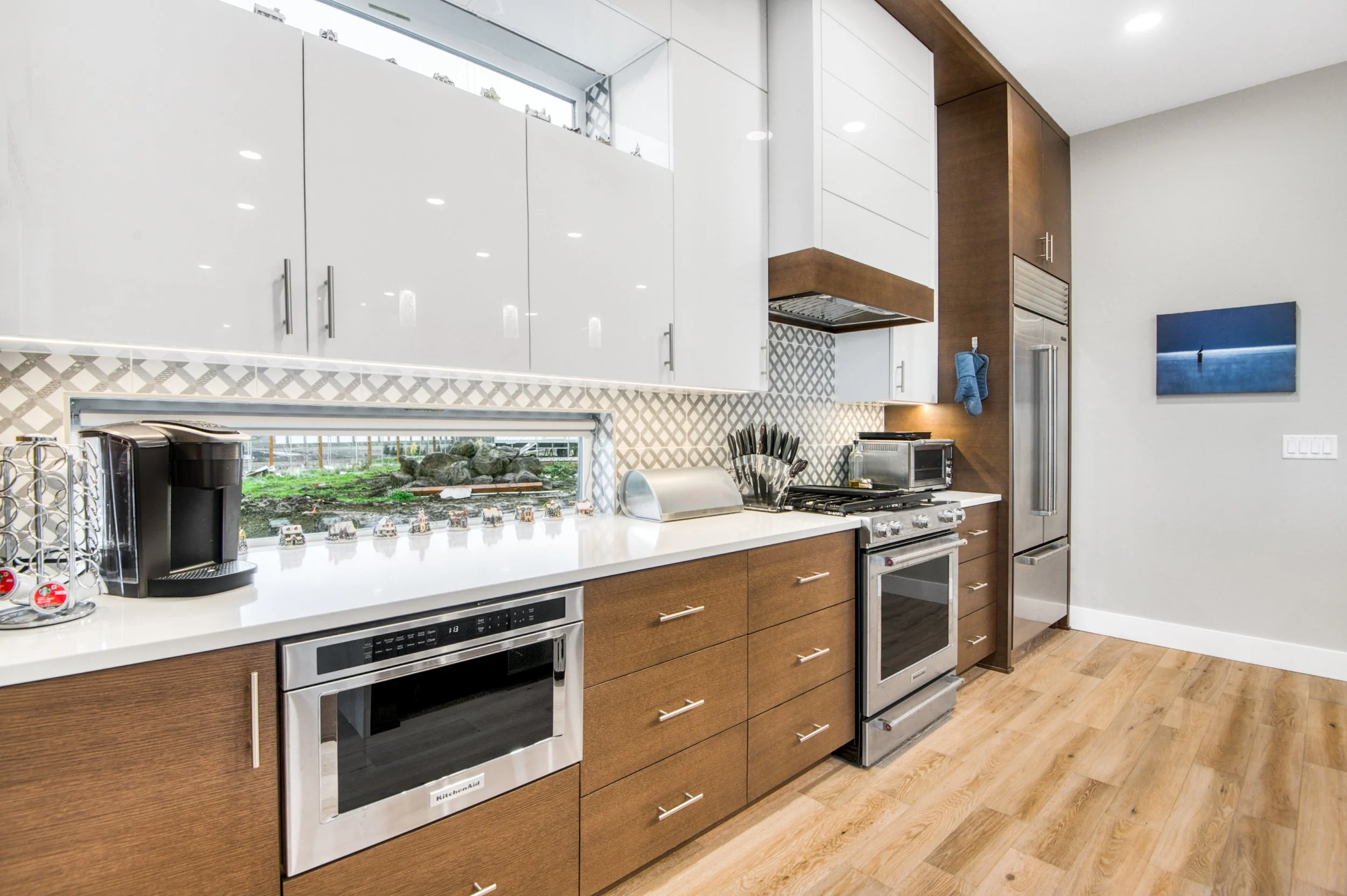 Fantastic Flat — Imperial & Millwork