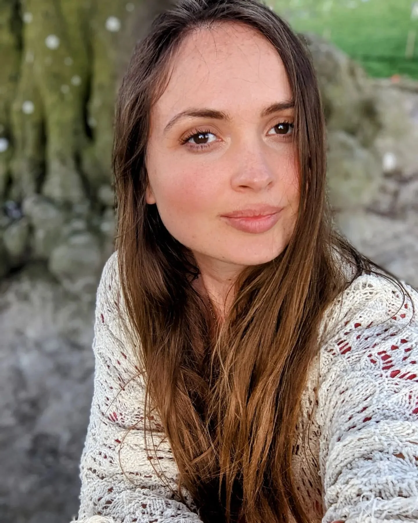 I'm honouring the cross-quarter festival of Lúghnasadh/Calan Awst/Lammas by giving thanks & celebrating the first harvest in my own life. I've been sitting deeply with integration, reflection & accumilation of my journey through the wh