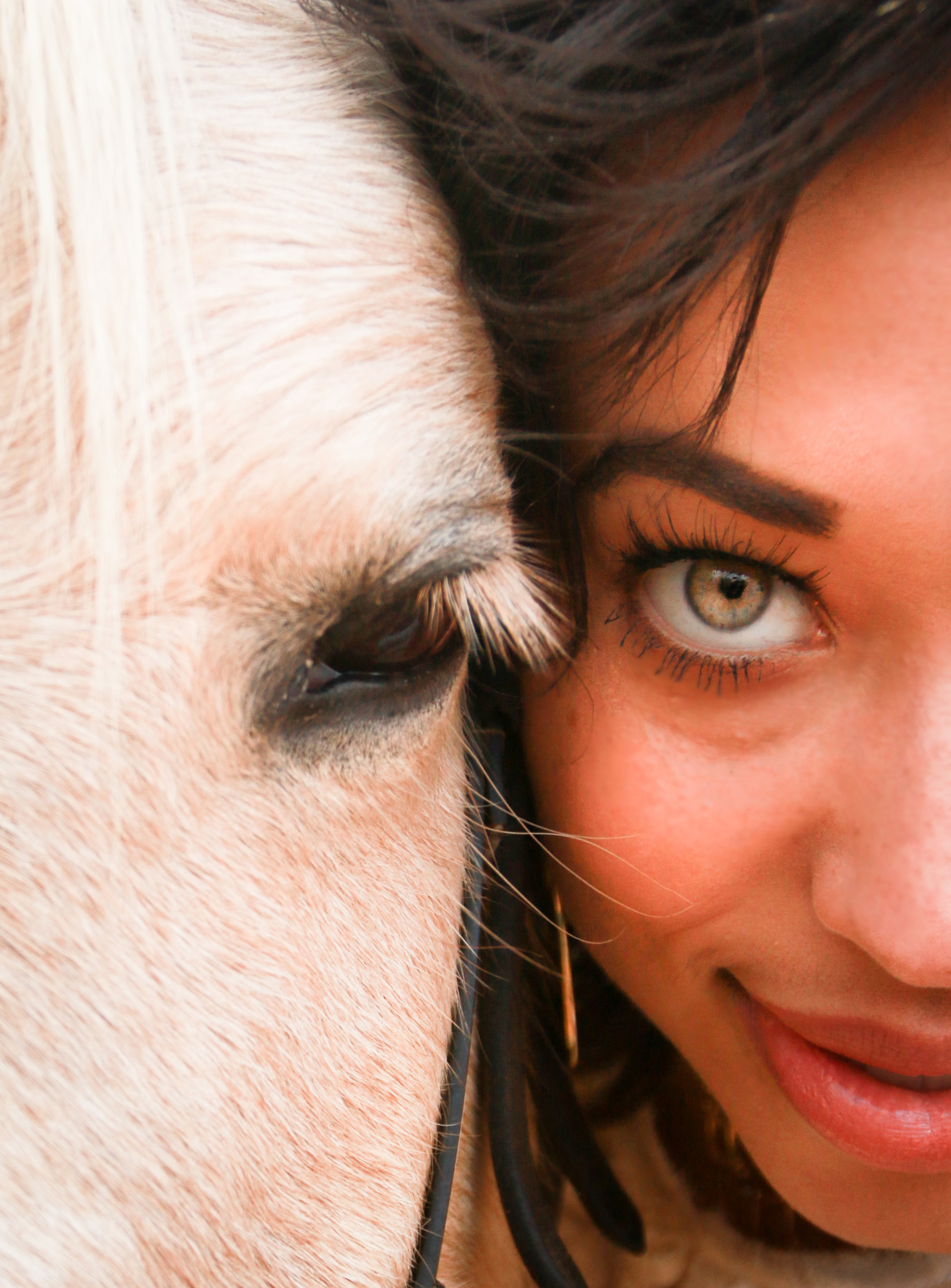 To be or to look like to be ? ° Essere o apparire un essere? (ita - Eng)