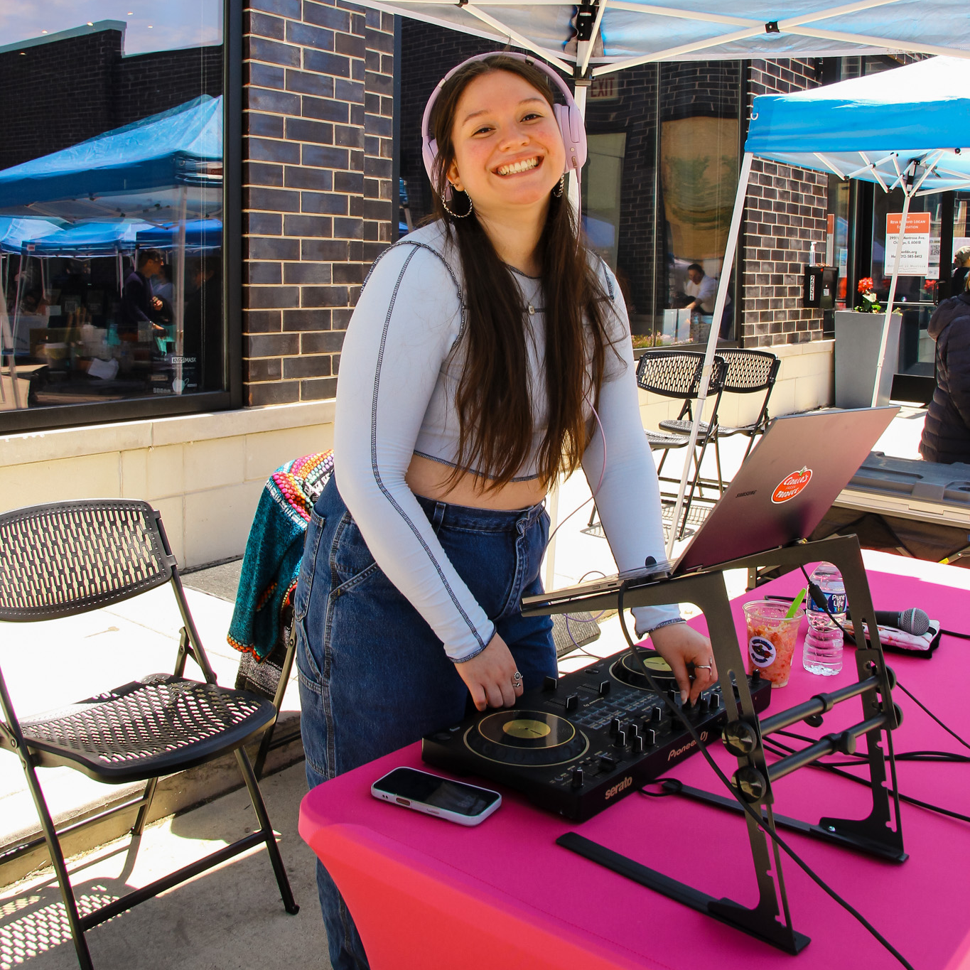 DJ