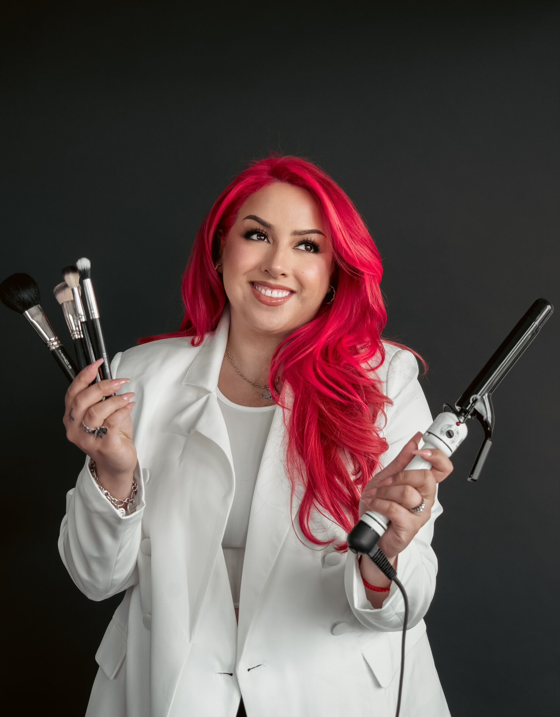 BARBARA C. Makeup & Hair Arist
