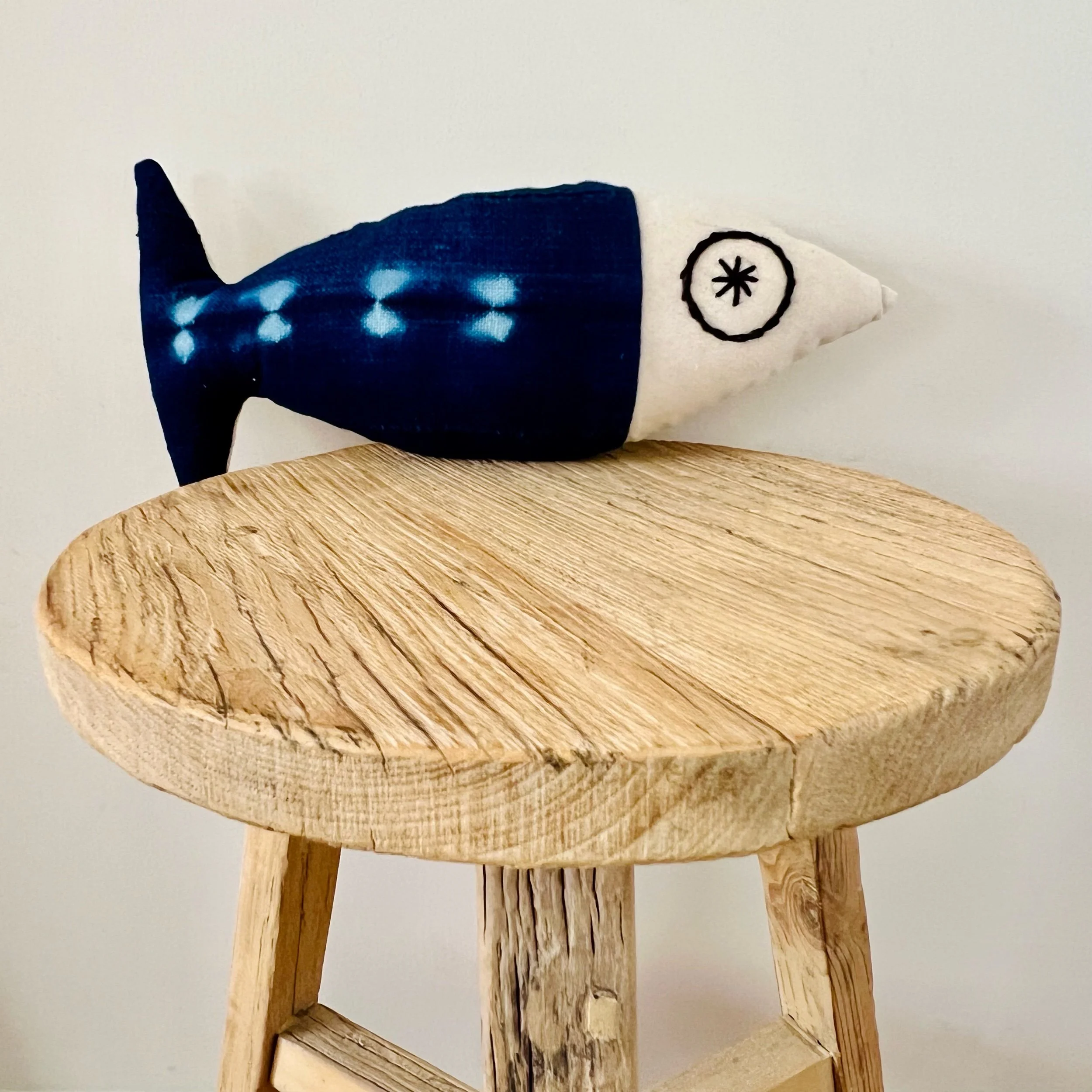 Sardine Cushion - Billy (Small)