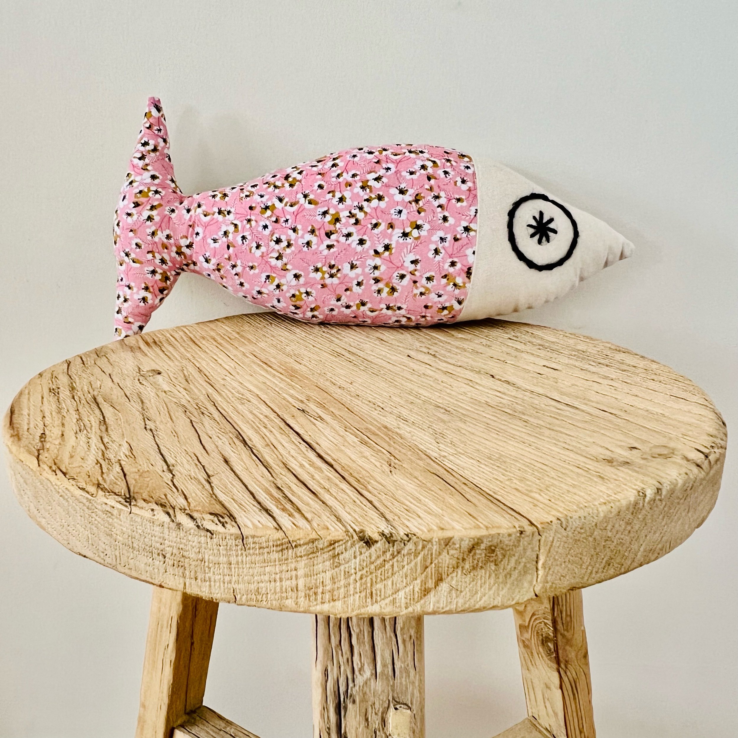 Sardine Cushion - Simone (Small)
