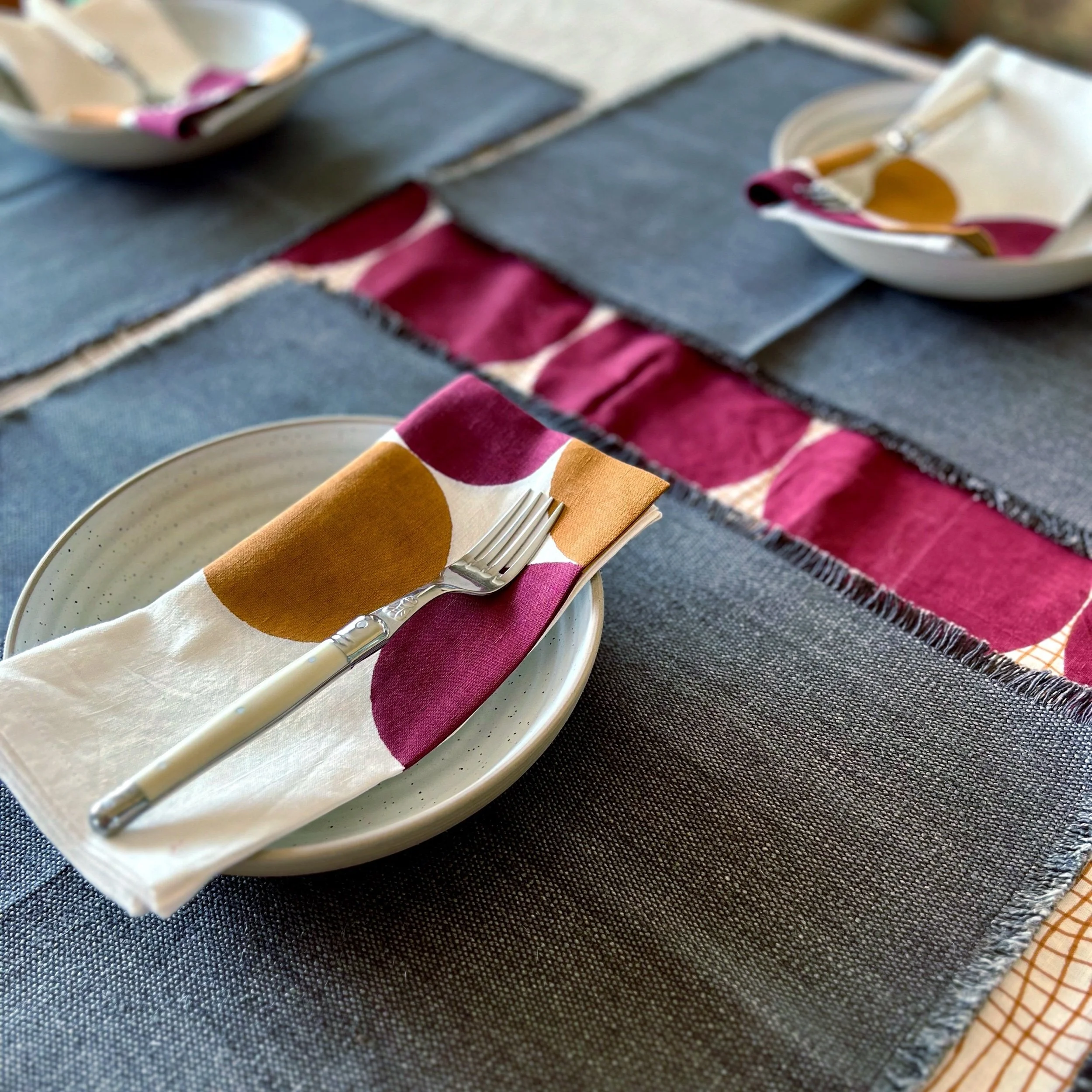 Placemats -  PRAKRIT Charcoal (set of 4)