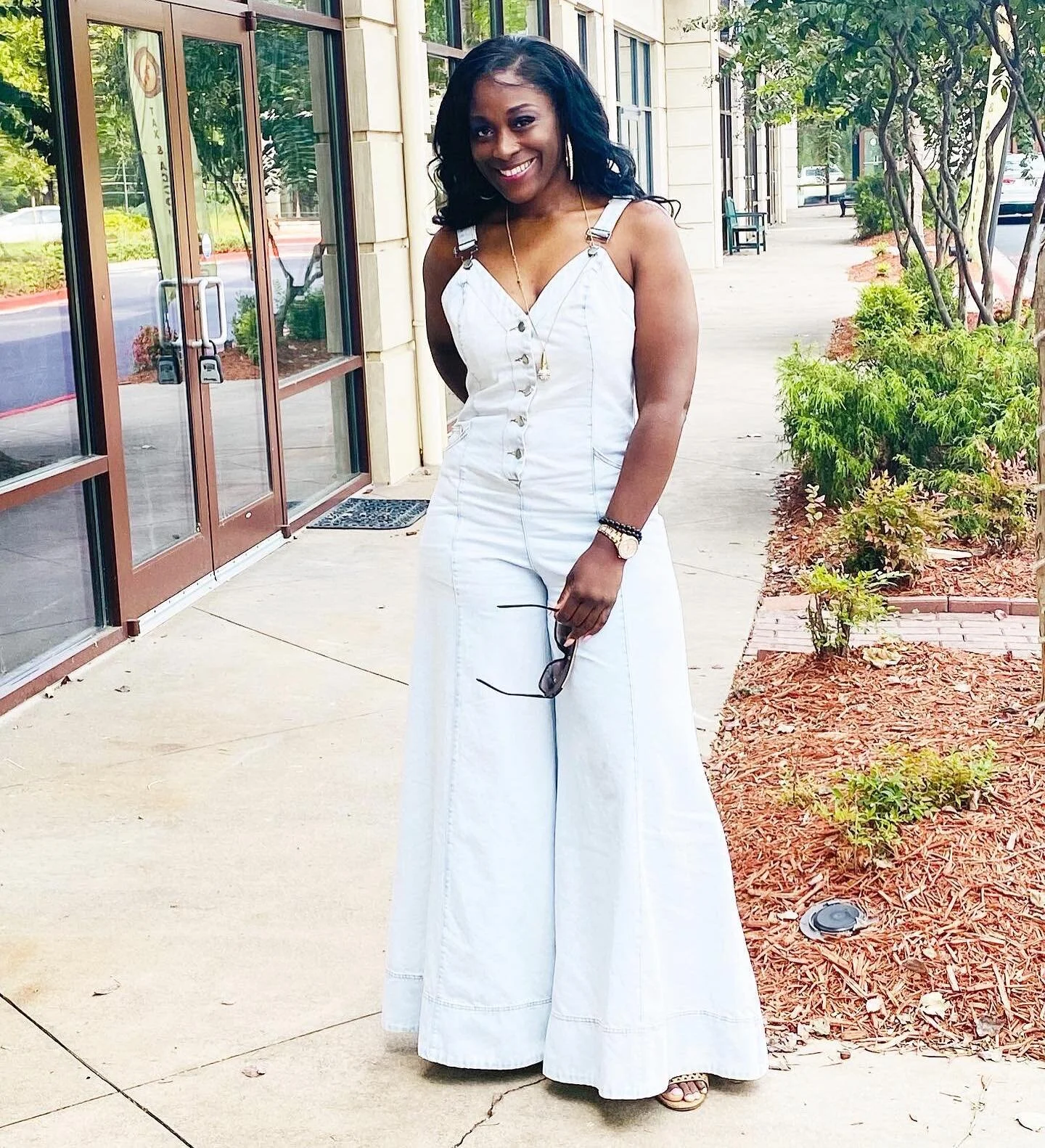 Heyyyyy!!! It&rsquo;s me Karen &ldquo;The Launch Lady&rdquo; Womack just wanting to FINALLY say WELCOME to Launch is Served, LLC.  I&rsquo;m honored that you&rsquo;ve decided to stop by and hoping you&rsquo;ll stay a while. Click the link in bio and 