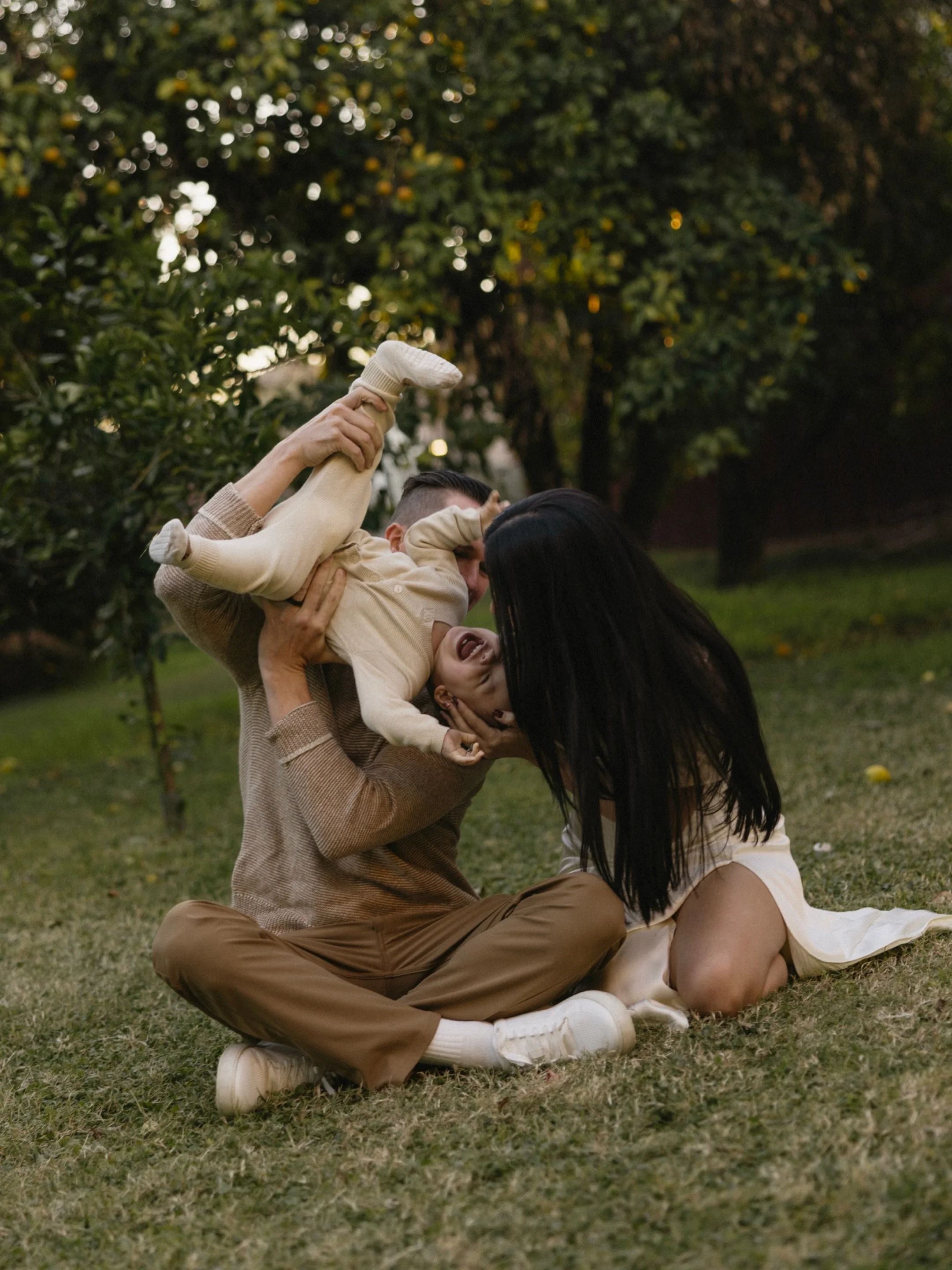 AZ !! I&rsquo;m so excited to visit this sept/oct! For pricing and d8s visit my website or link in bio to my booking calendar!! ( I finally made a page for my family photography thnx for the inspiration @ariana_luna ) Can&rsquo;t wait to see you 🌵&h