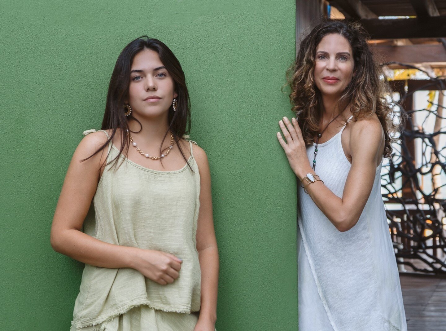 We want to share with you he colors and textures of Latin-America. We collaborate with designers that are inspired by the magic of their culture #aurah ✨🍃⁠
⁠
⁠
⁠
⁠
⁠
#puntamita #puntademita #puntamitaboutique #puntamitaisopen #boutique #slowfashionb