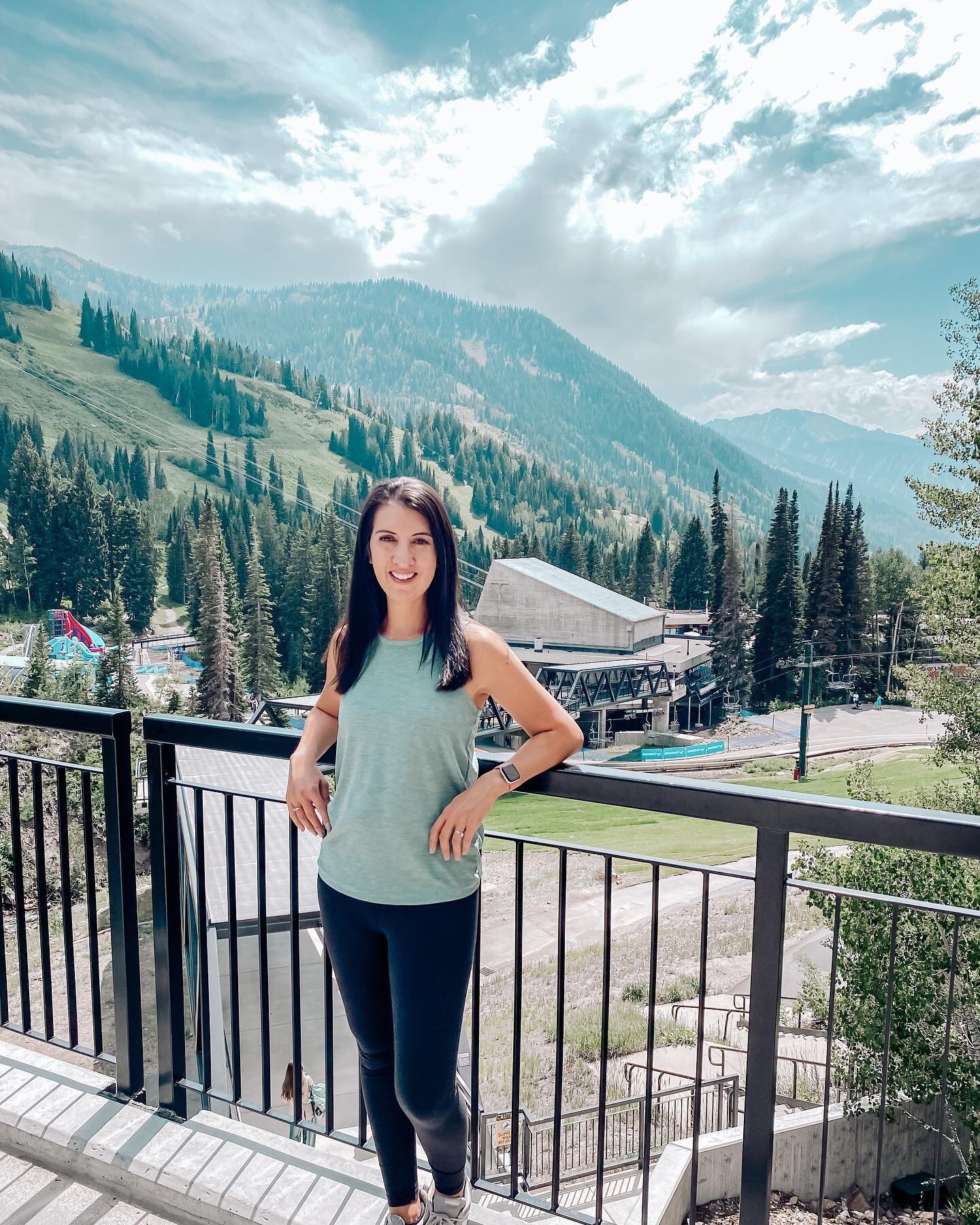 Well, this isn&rsquo;t a bad view for the week?!

I&rsquo;m spending a few days in Snowbird, Utah with some of my favorite @doterra friends for the Diamond Retreat. It&rsquo;s gorgeous!! Be sure to follow along in my stories for all the fun.

Who els