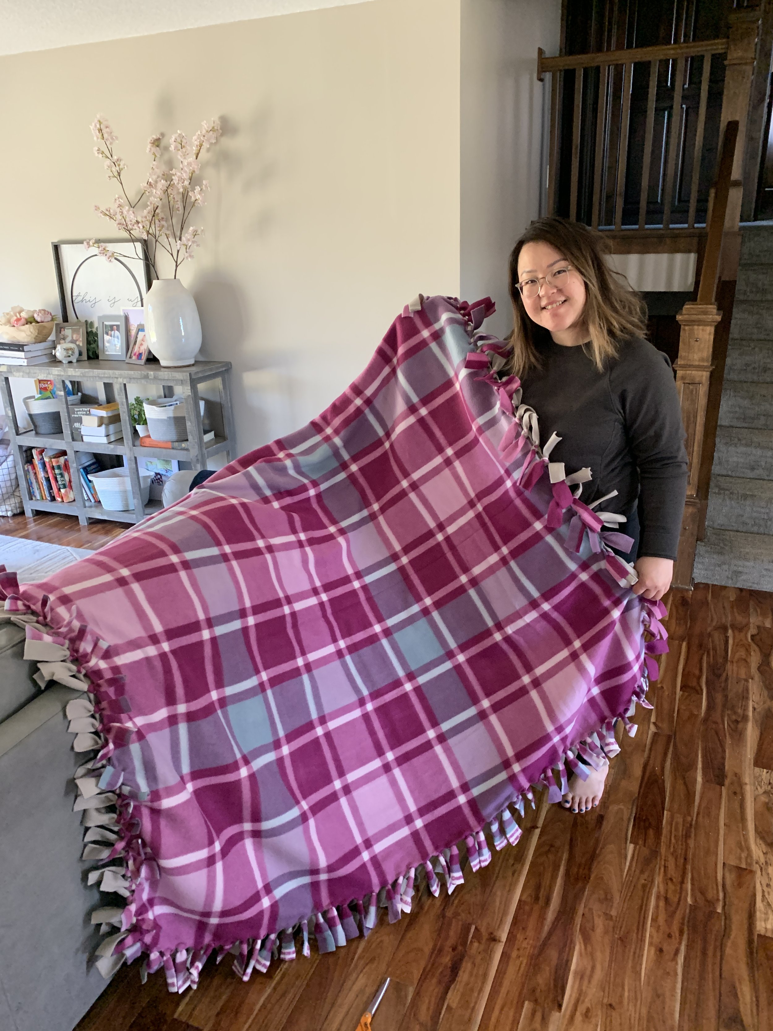 How to Make a Tie Blanket from Fleece 