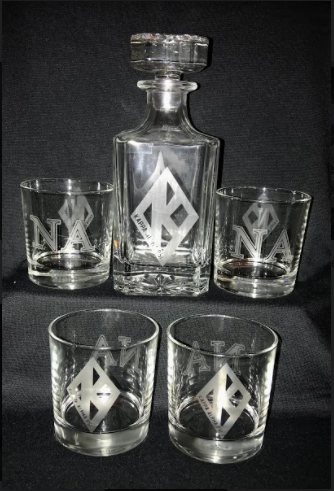 KAPsi Decanter 4 Glasses.png