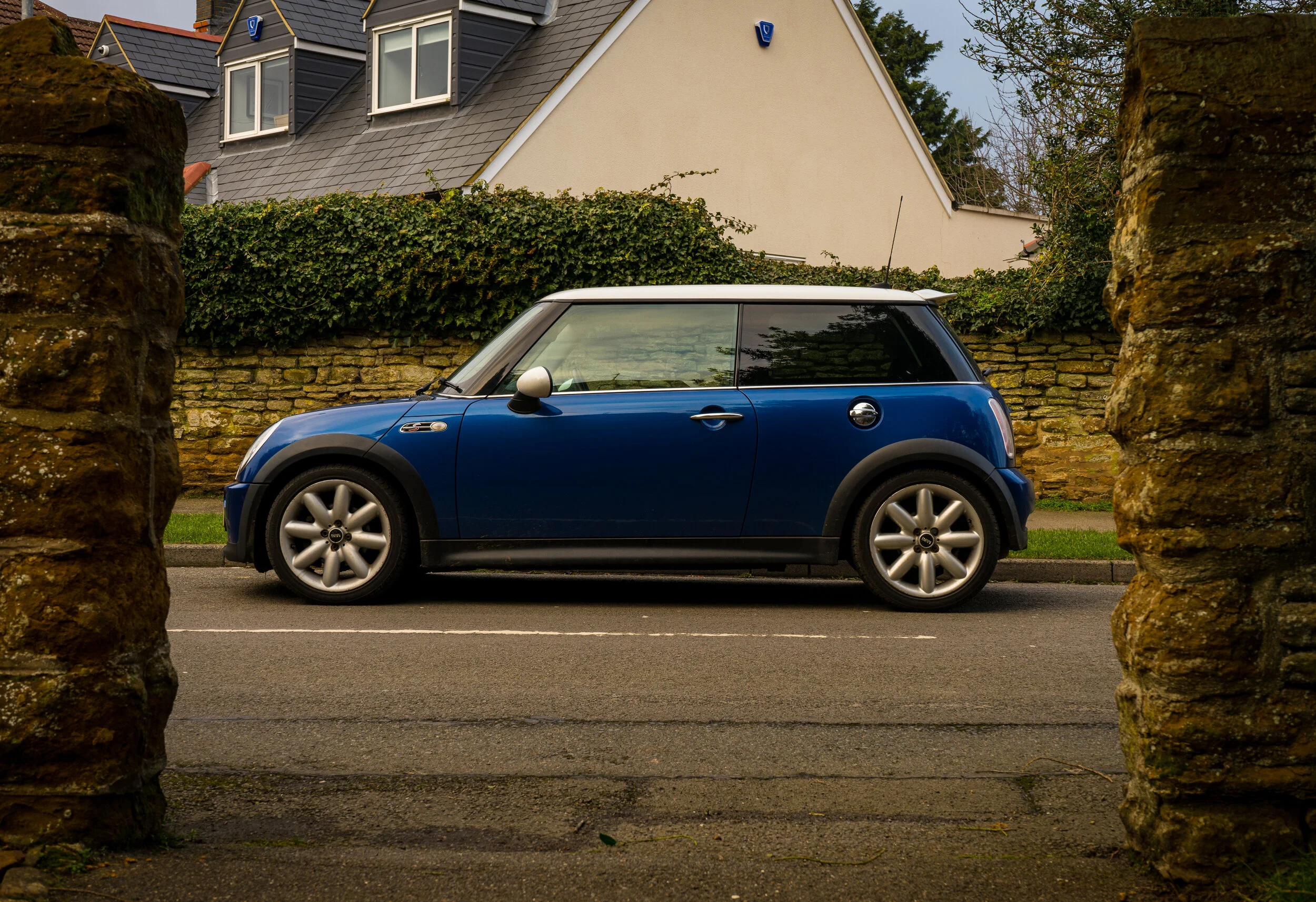 Why you should buy the MINI Cooper S (R53) — The Car Cult