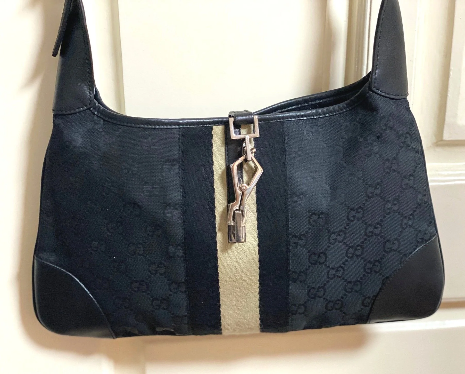 Vintage to Current: Gucci Jackie Bag — imbaghappy