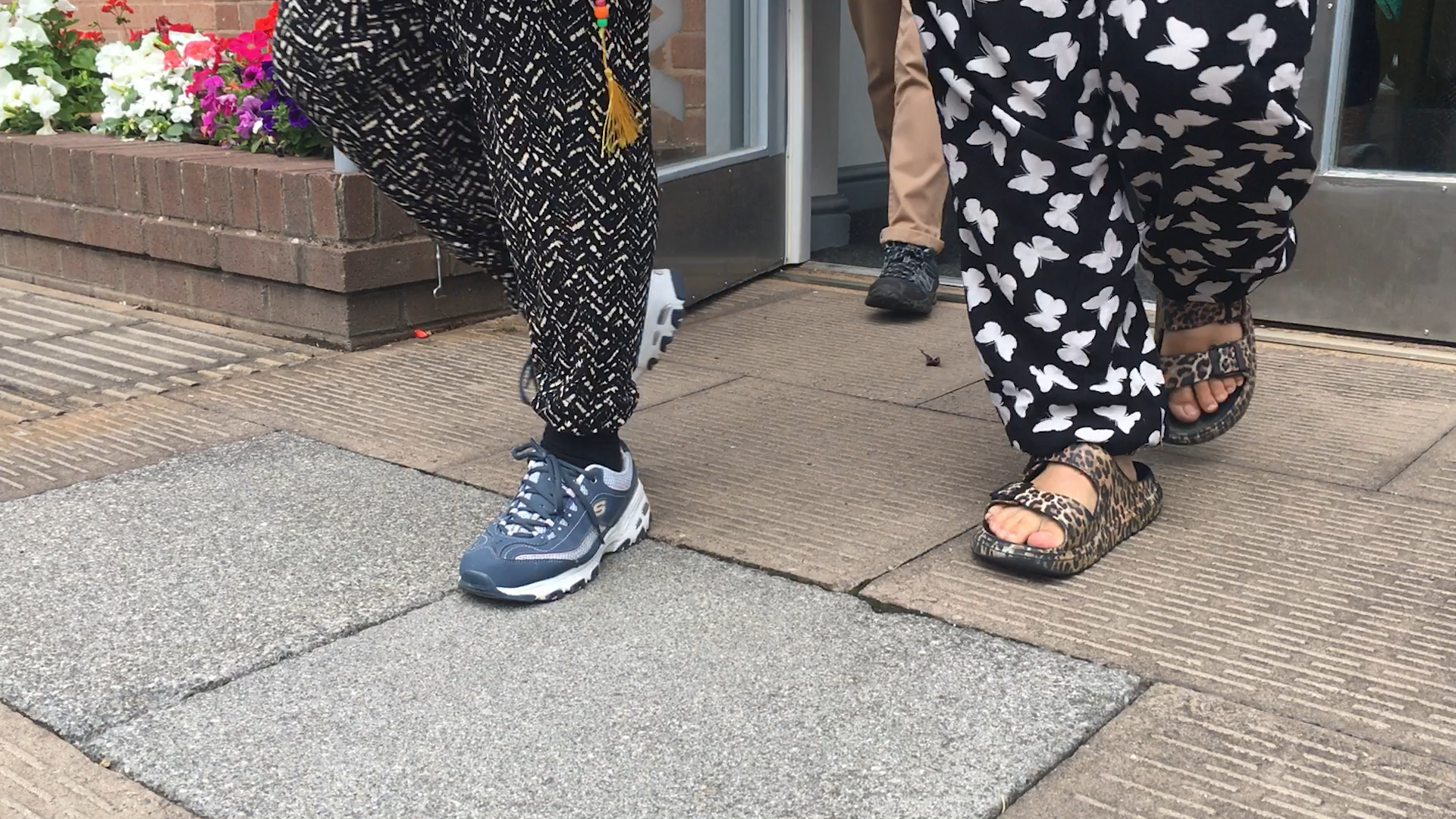 360 Walk.00_00_02_14.Still002.png