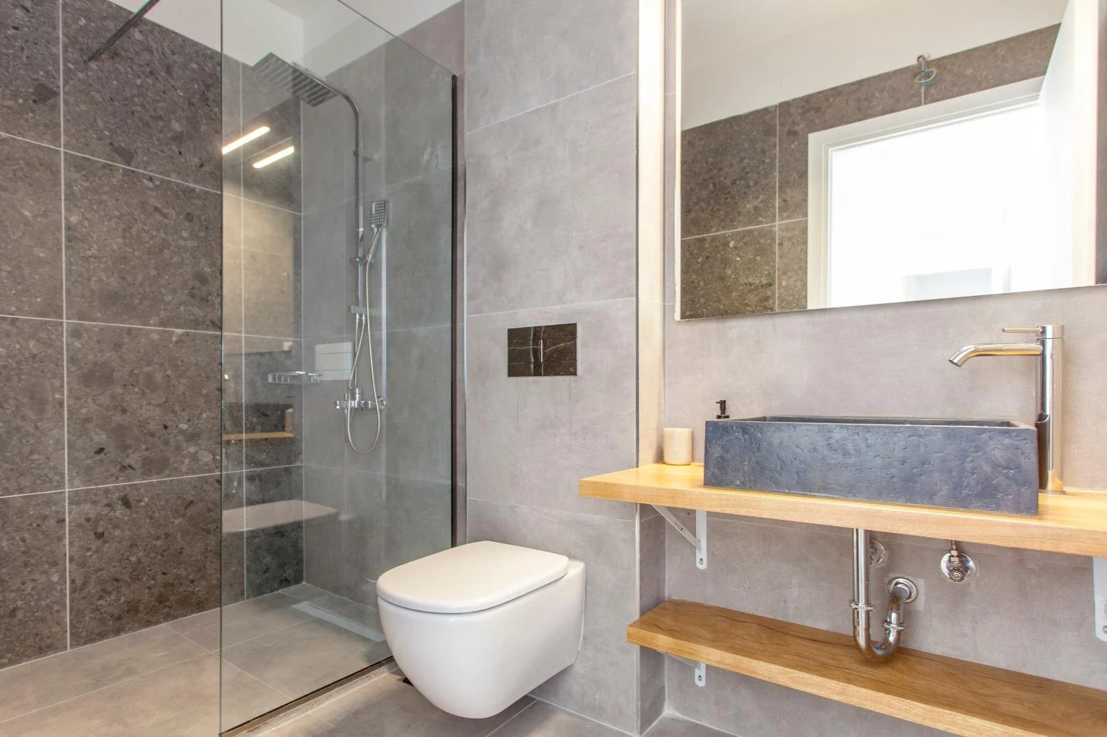 bathroom in luxury villa