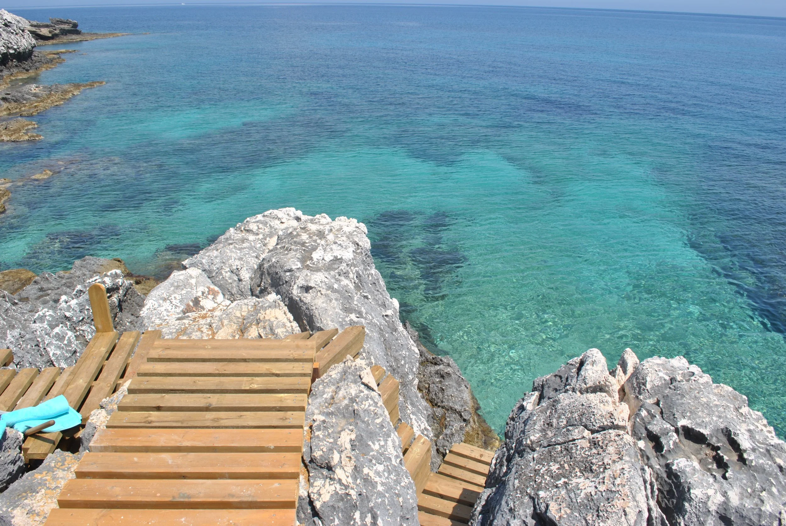 VILLA BRIO EXCLUSIVE_Private access to the sea.JPG