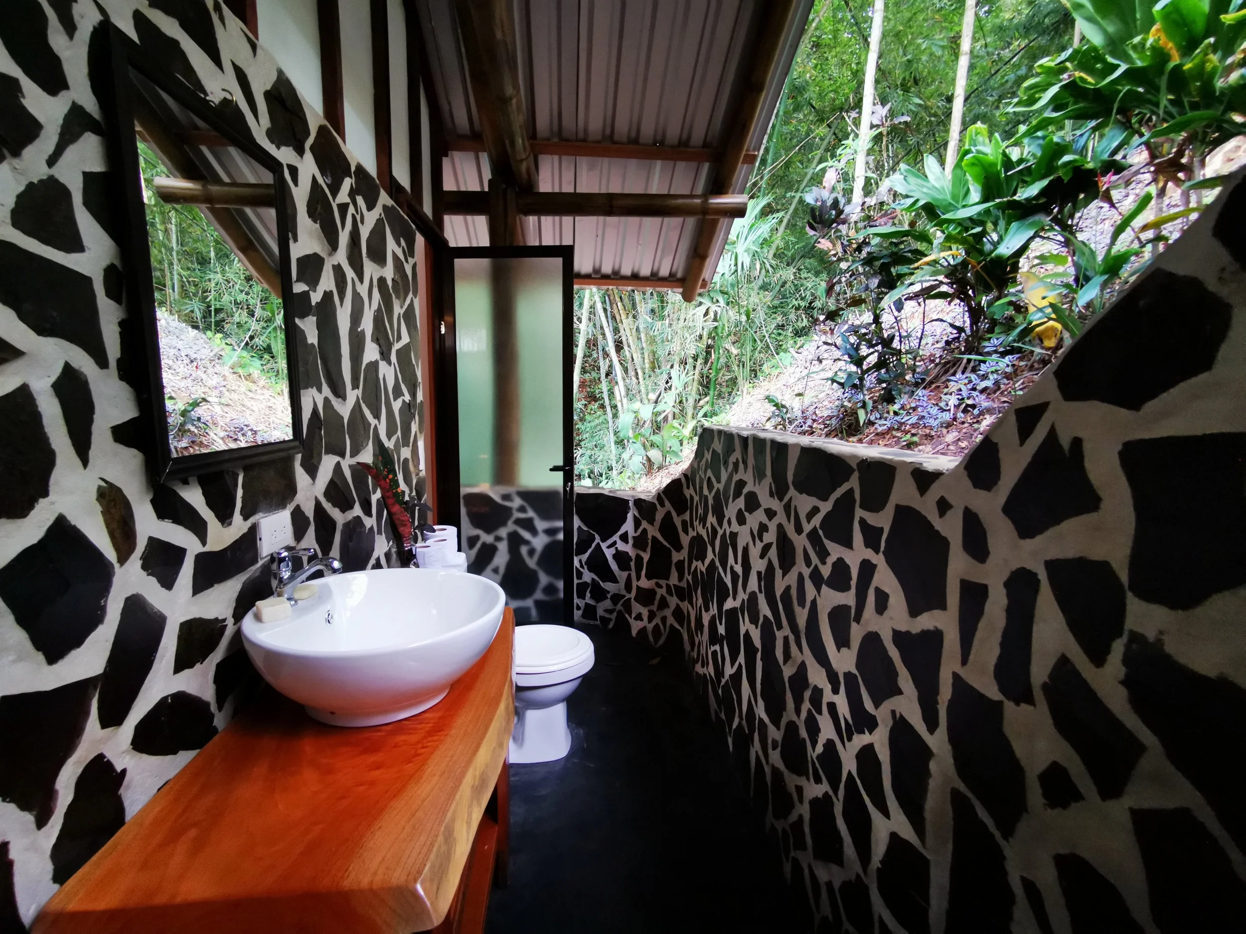 bathroom eco lodge