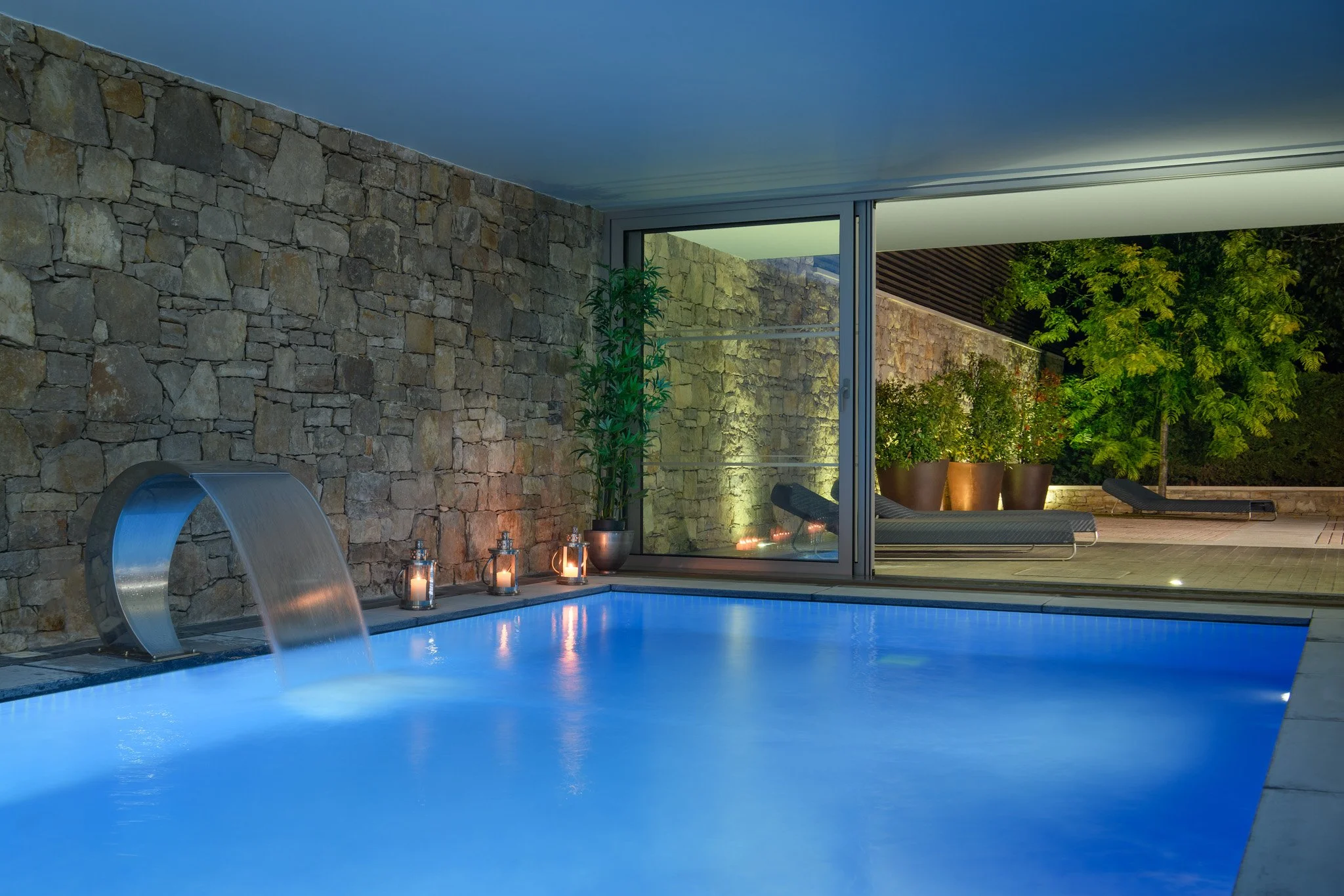 106-Spa-Piscina Interior-Noite.jpg