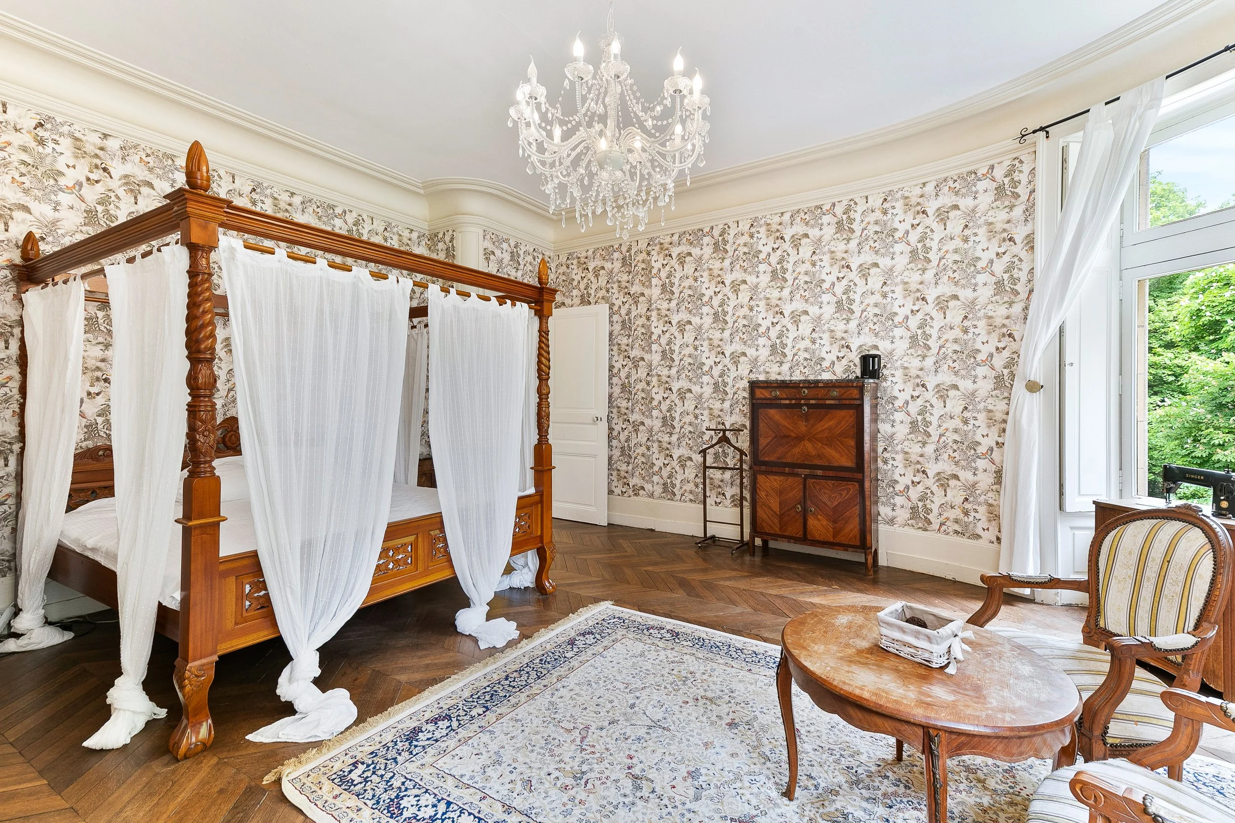 Chateau Coliving (57 of 79).JPG