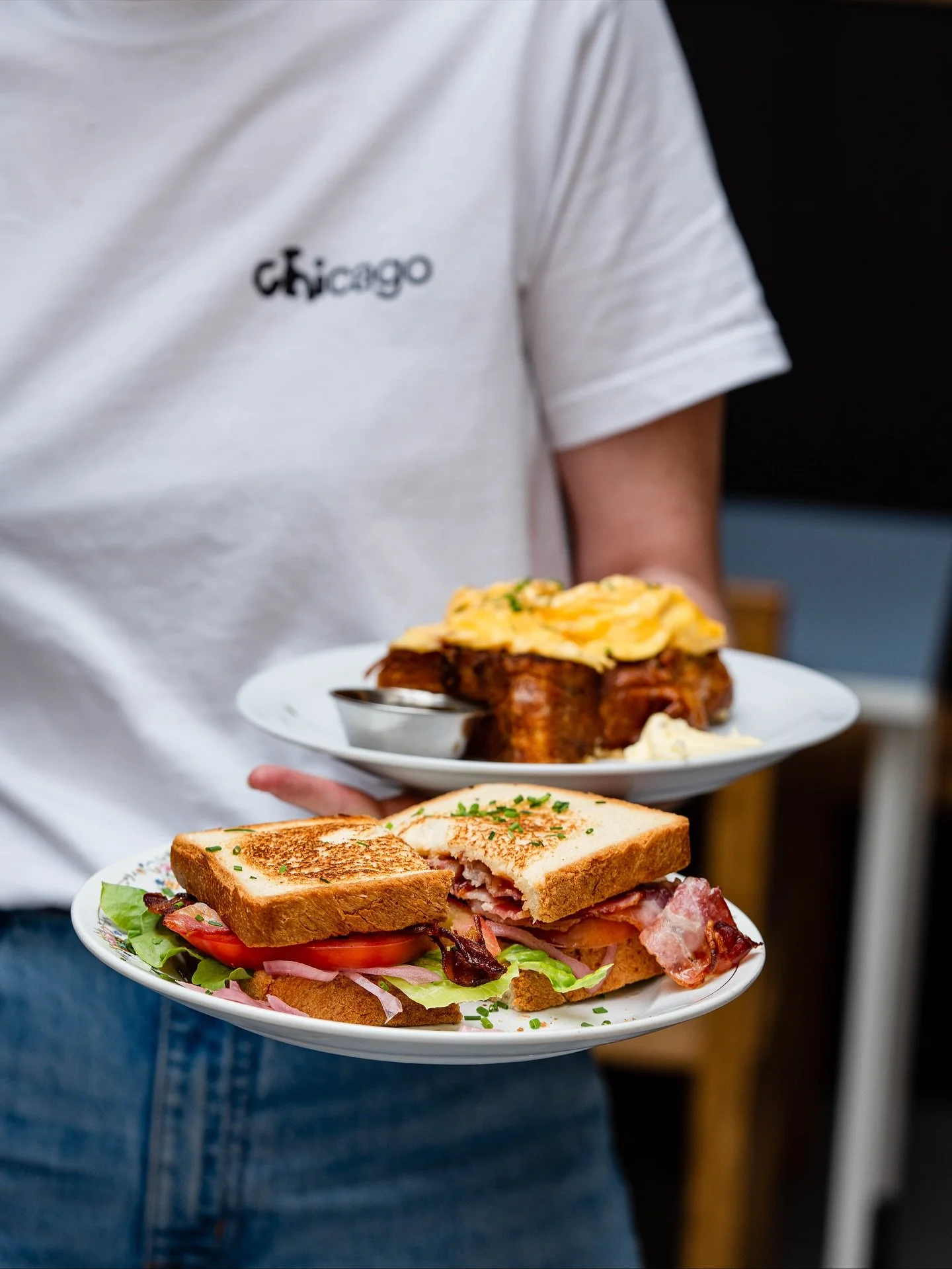 this BLT can be yours any day of the week 🥓🥪

📍Chicago Brussels 
Rue de flandre 45
Kitchen 9-3pm (2:30 weekdays)
Coffee 9-4pm 
-

#brunchbrussels #brusselsbrunch #brunchbruxelles #bruxellesbrunch #alldaybreakfast #alldaybrunch&nbsp; #belgianfoodbl