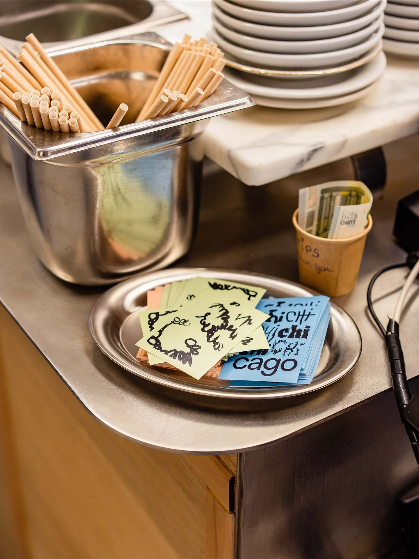 open all Halloween weekend, costumes optional, pumpkin spice mandatory 🎃👻

📍Chicago Brussels 
Rue de flandre 45
Kitchen 9-3pm (2:30 weekdays)
Coffee 9-4pm 
-

#brunchbrussels #brusselsbrunch #brunchbruxelles #bruxellesbrunch #alldaybreakfast #alld