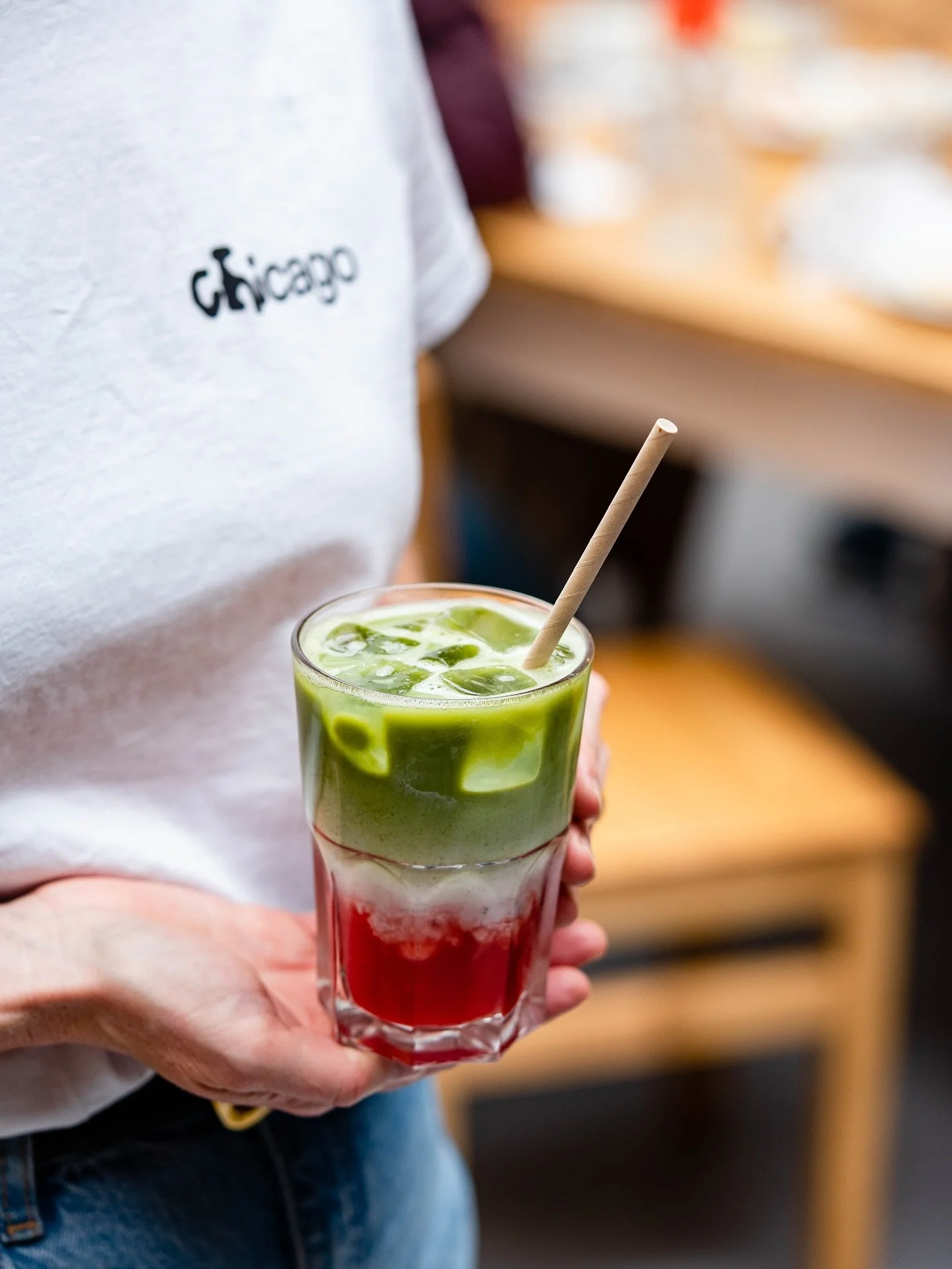 we keep our iced strawberry matcha on the menu all year round 💚

📍Chicago Brussels 
Rue de flandre 45
Kitchen 9-3pm (2:30 weekdays)
Coffee 9-4pm 
-

#brunchbrussels #brusselsbrunch #brunchbruxelles #bruxellesbrunch #alldaybreakfast #alldaybrunch&nb