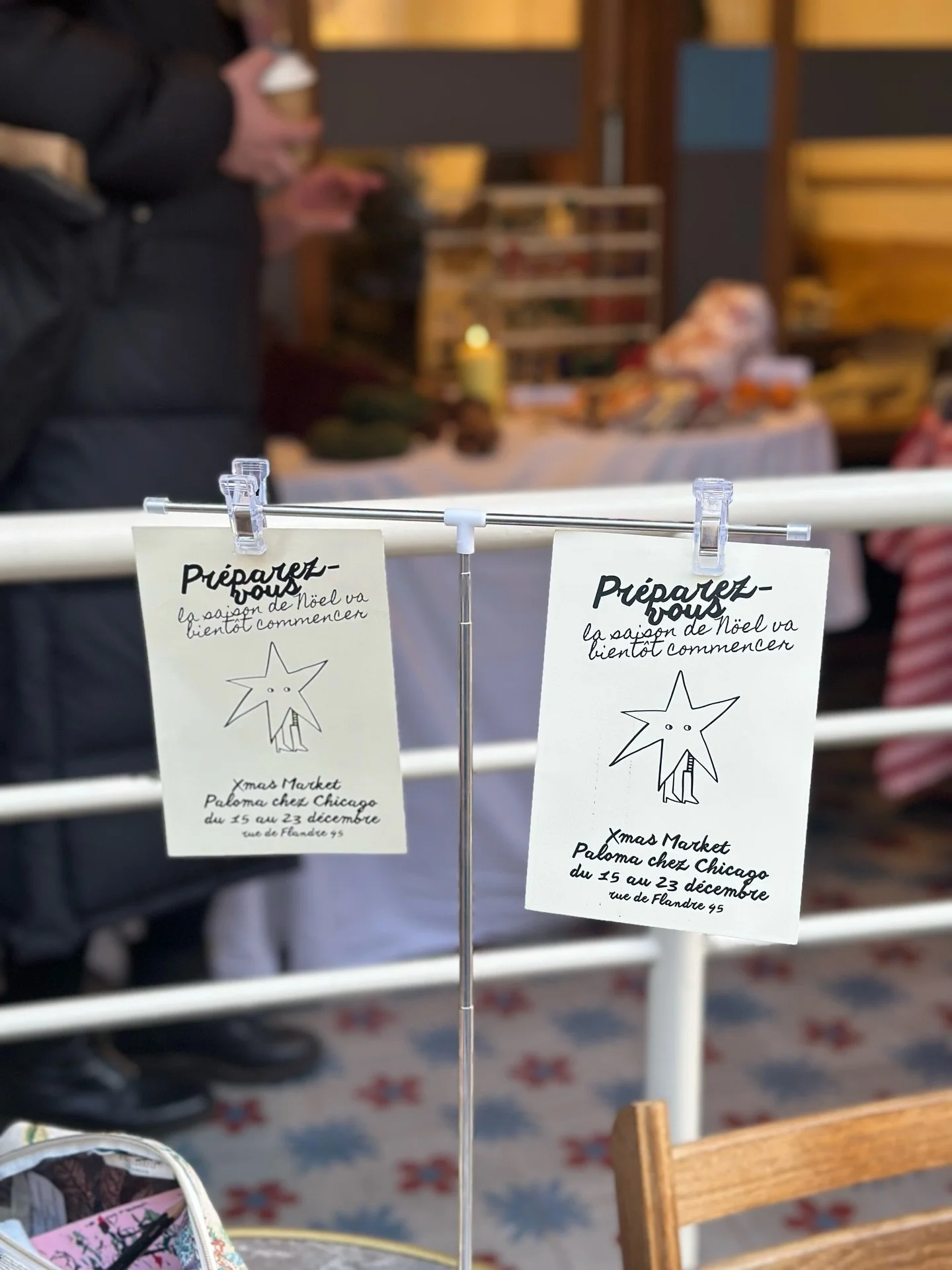 It&rsquo;s back! 🎄✨
Our artisan Christmas market returns this weekend&mdash;star makers, unique finds, and great coffee at chicago ☕️🩶

@palomastudiofloral 
@enchantee___ 
@_ecletic.company 
@gildafelee

📍Chicago Brussels 
Rue de flandre 45
Kitche