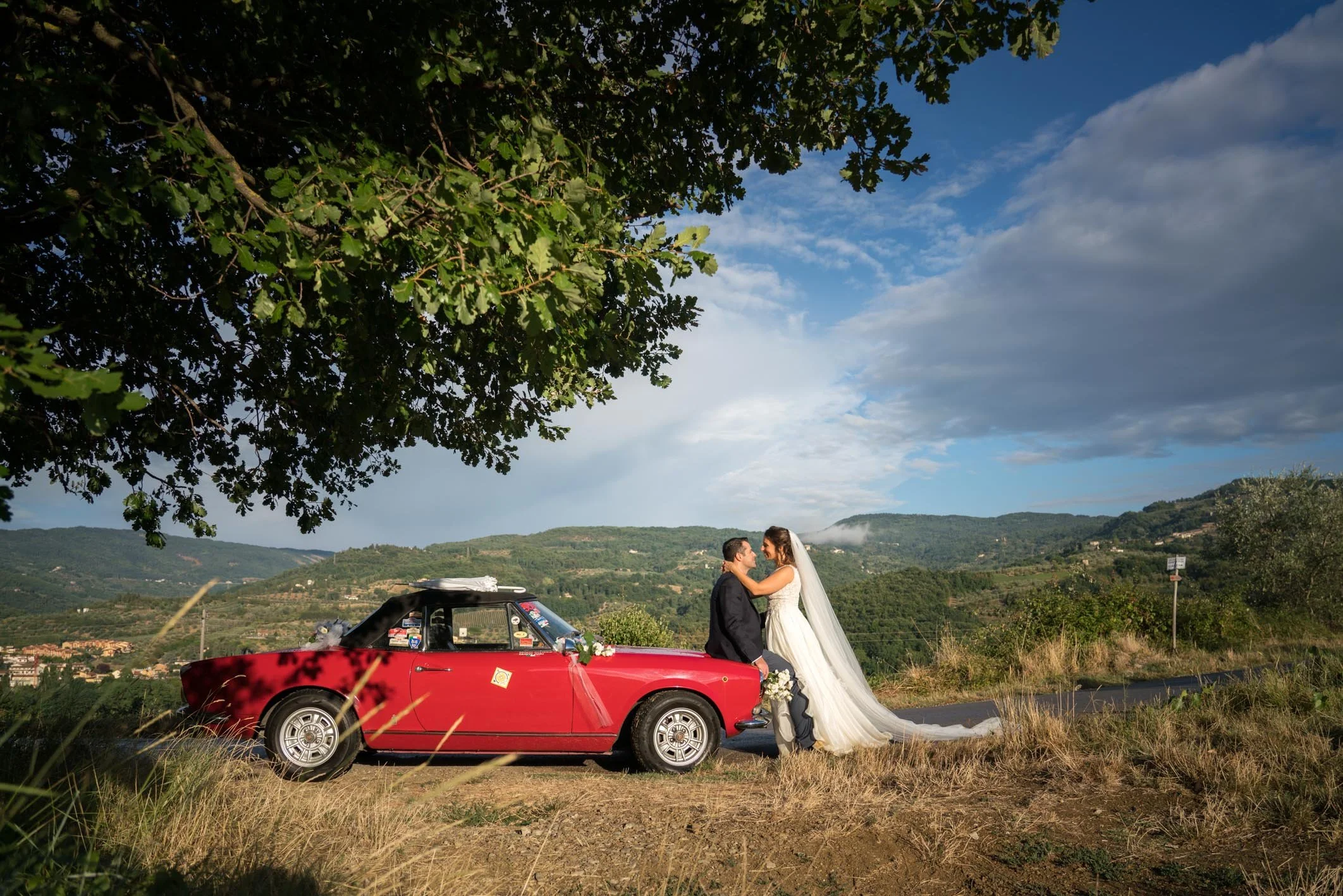 Wedding Tuscany Italy classic car