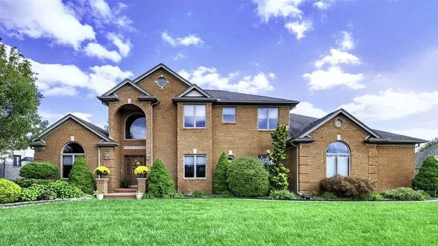 Sterling Heights: Market Statistics: December 2021