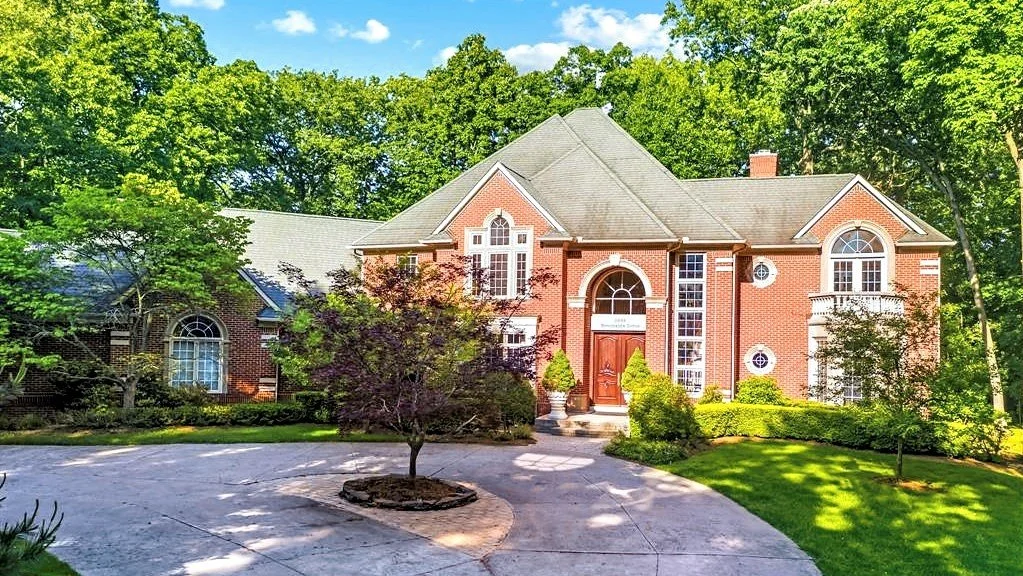 Bloomfield: Market Statistics: July, 2022