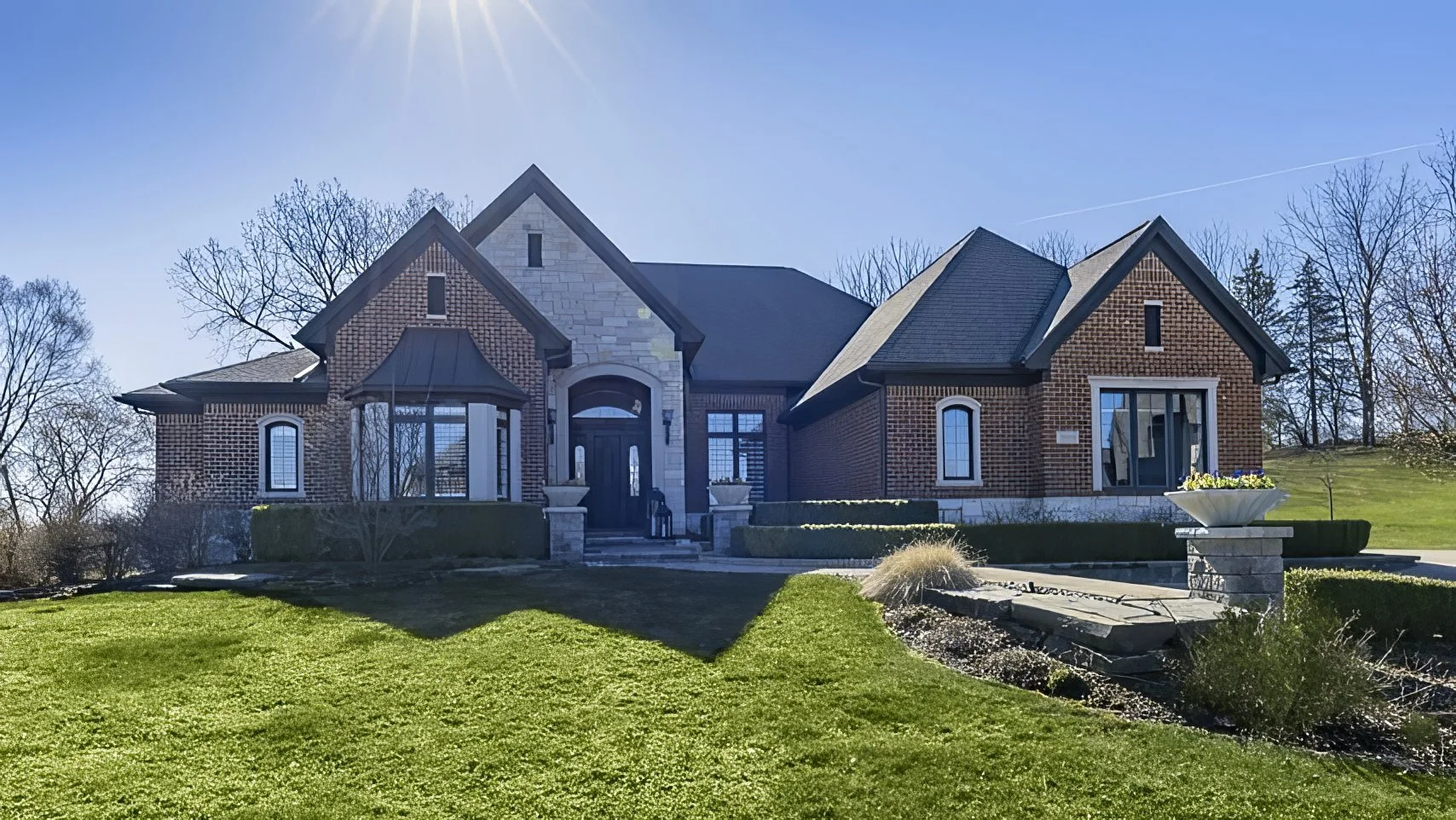 Rochester / Rochester Hills: Market Statistics:  June, 2023