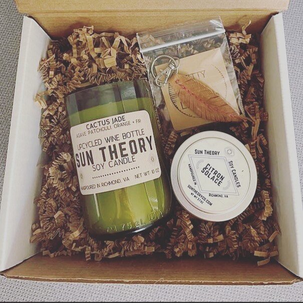 We are so excited to be featured in @sun.theory&lsquo;s March subscription box! We turned our leather feather earrings into a cuuuuute feather keychain! Contact if interested! And check out @sun.theory for some sweet scented, locally made candles!
.
