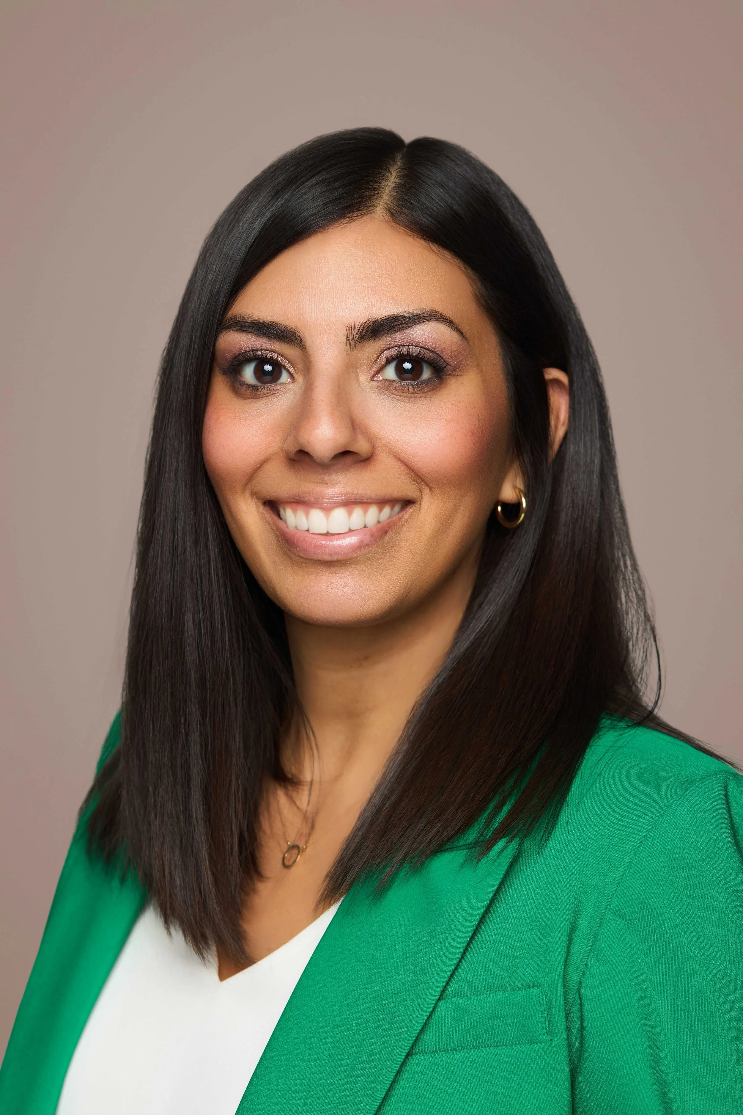 Headshot -1 -(1 of 1).jpg