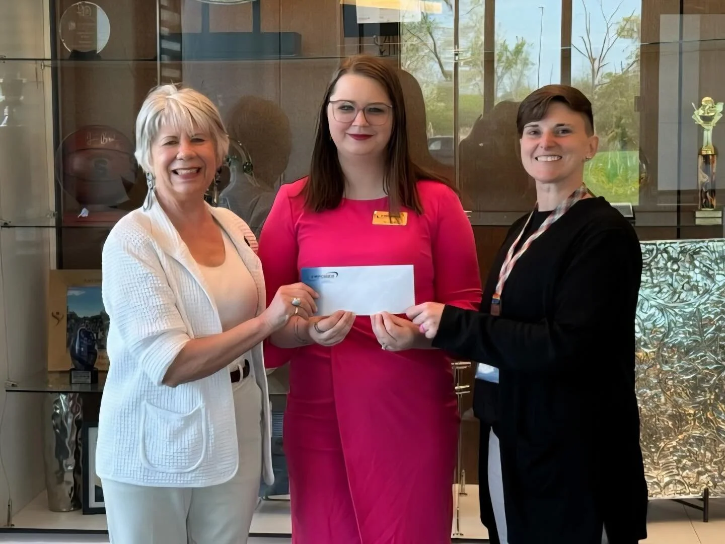 Many, MANY thanks to Empower FCU&rsquo;s Women&rsquo;s and Multi-Race employee resource groups that raised over $400 for WOC through their initiative &ldquo;Green Accessories for a Good Cause&rdquo;! 
We&rsquo;re so grateful for the support from our 