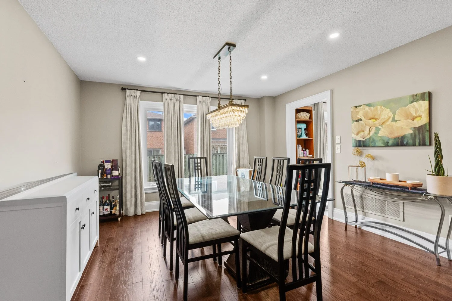 388 Brownridge_004.jpg