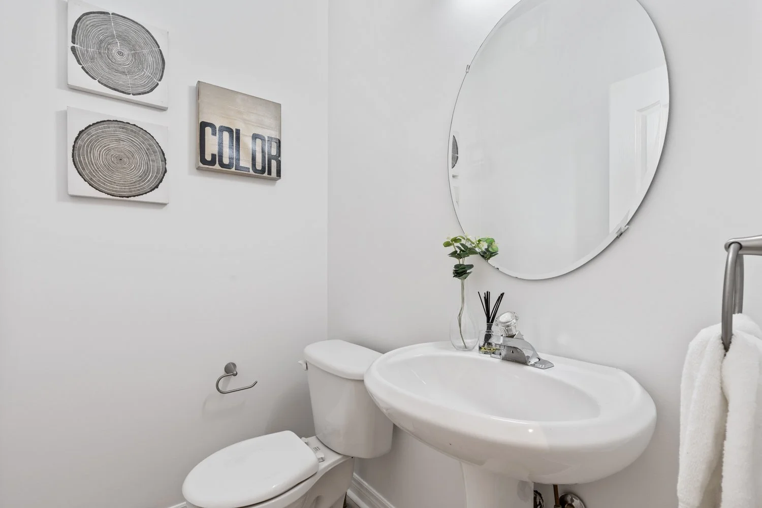 57 Cedarcrest_034.jpg