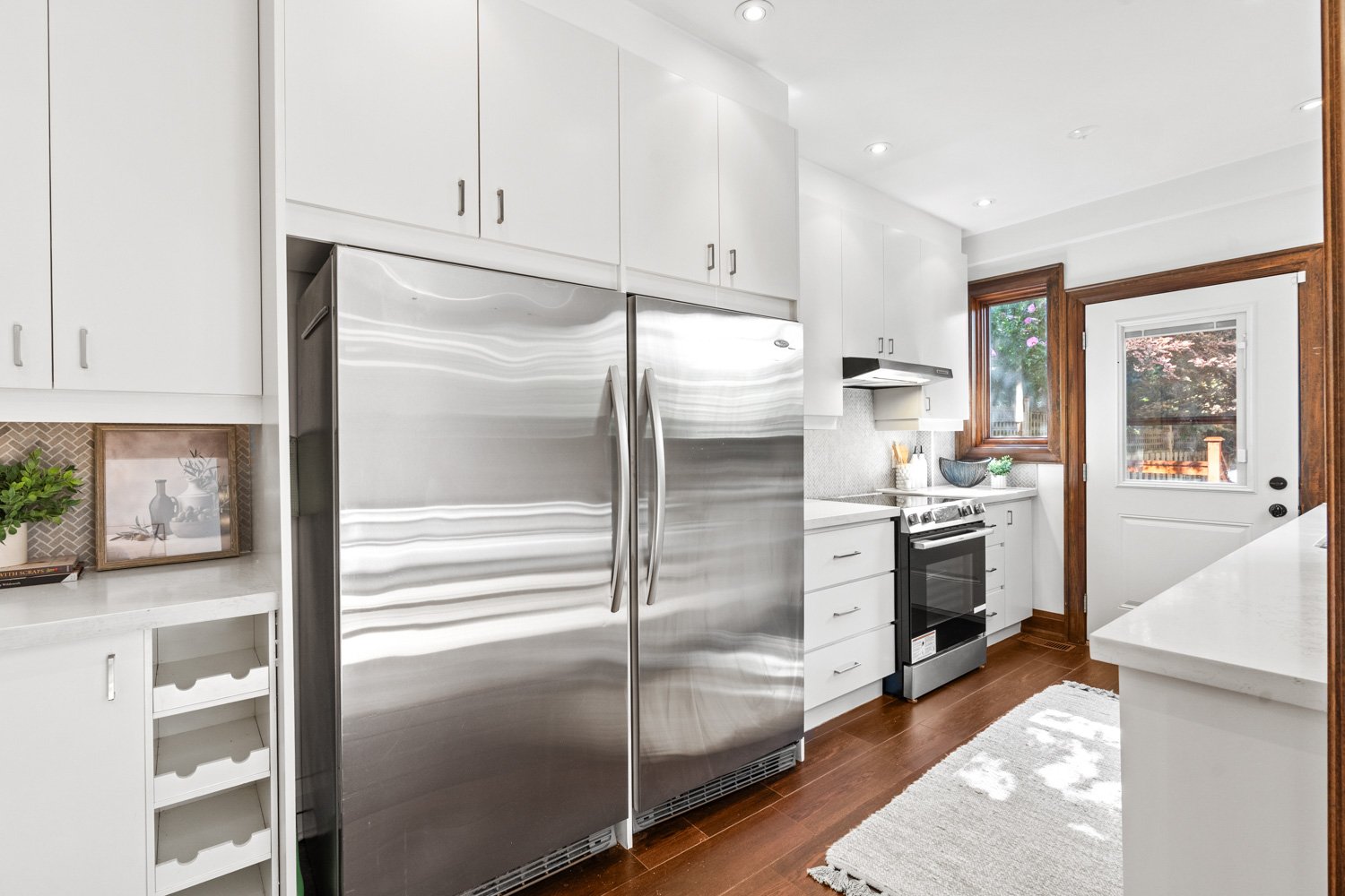 474 Armadale Ave_016.jpg