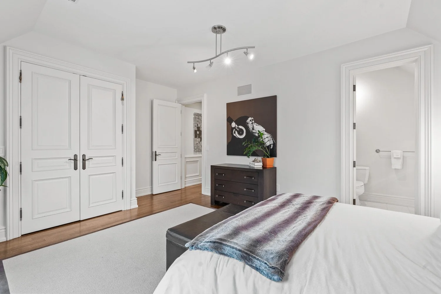 6 Bayview Wood_053.jpg