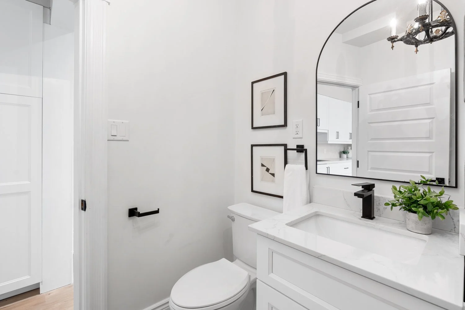 33 Lakeview_020.jpg