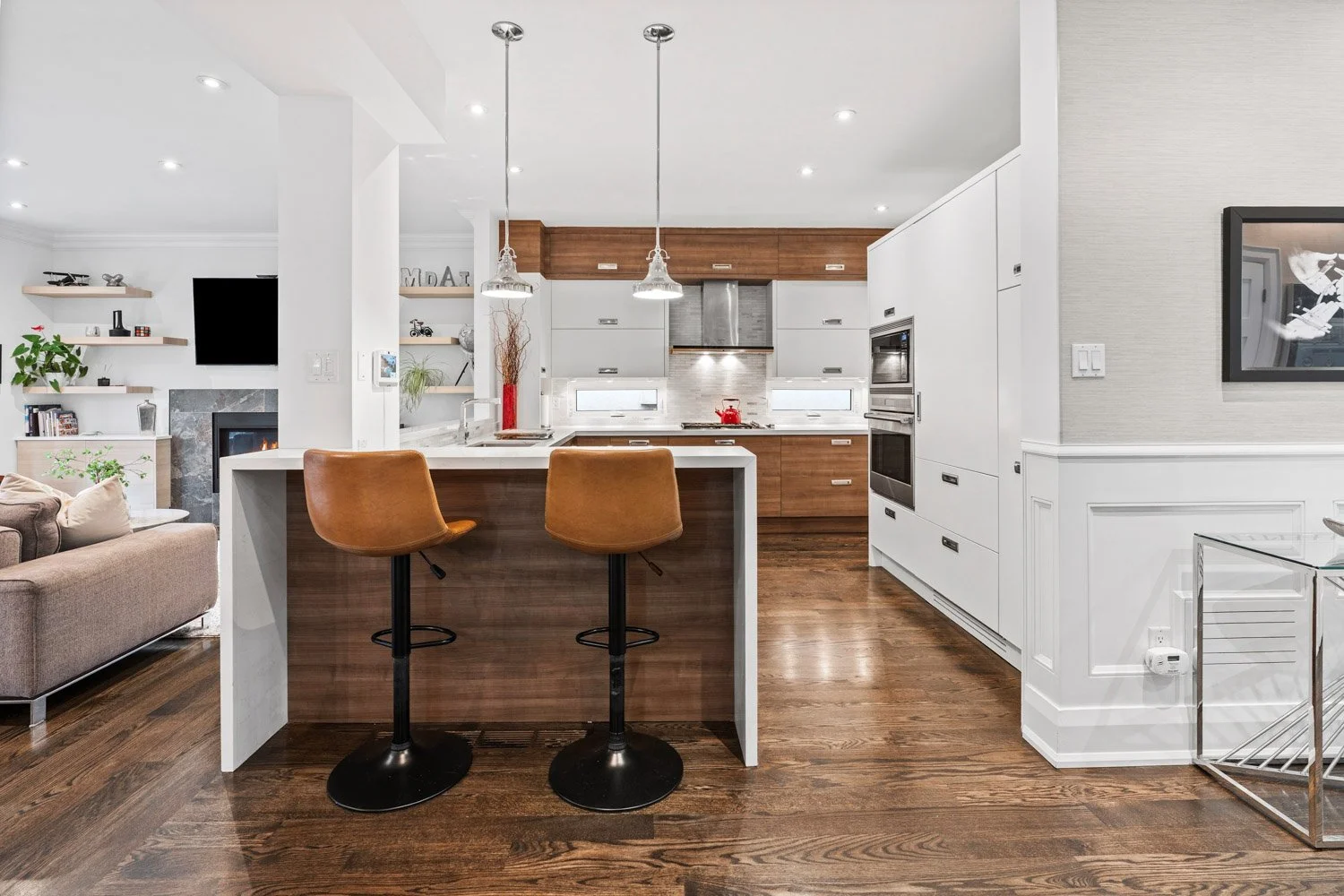 329 Broadway_007.jpg