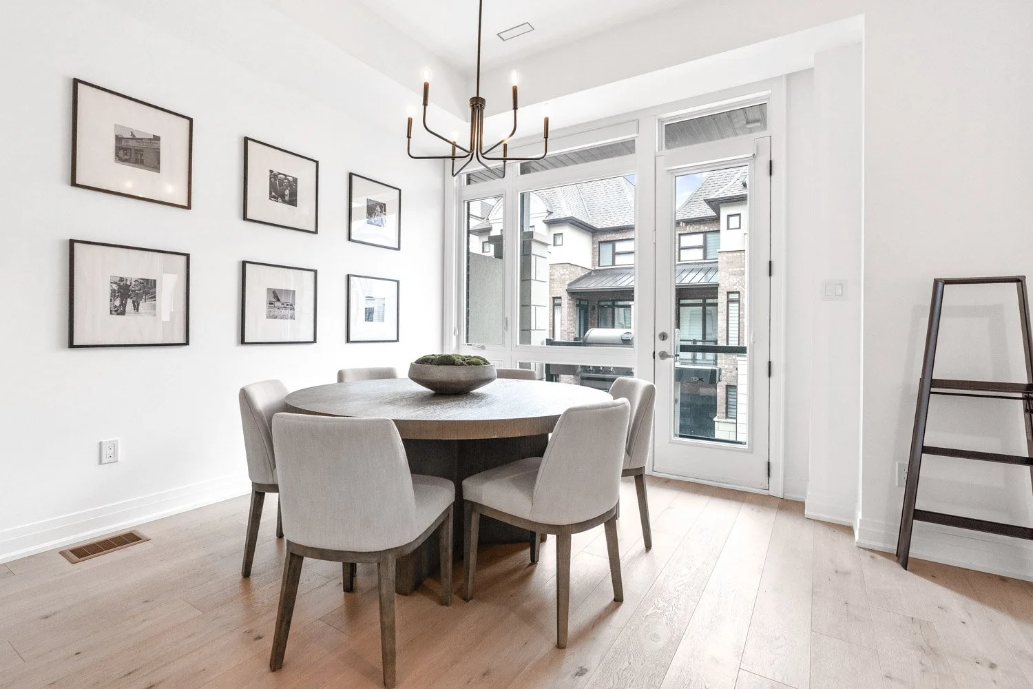 37 Globemaster Ln_011.jpg