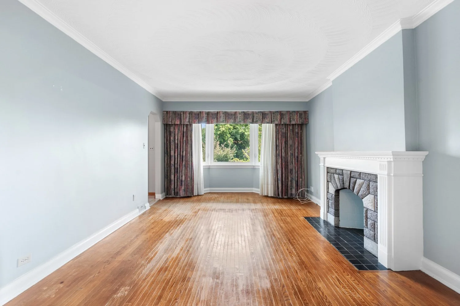 114 Gracefield_003.jpg