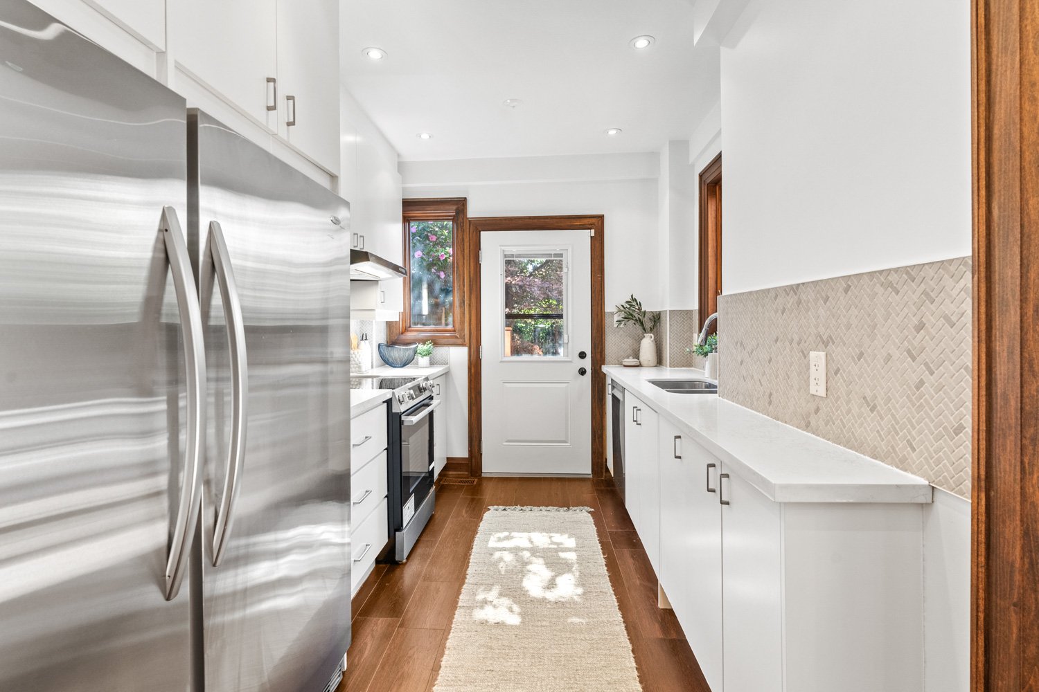 474 Armadale Ave_017.jpg