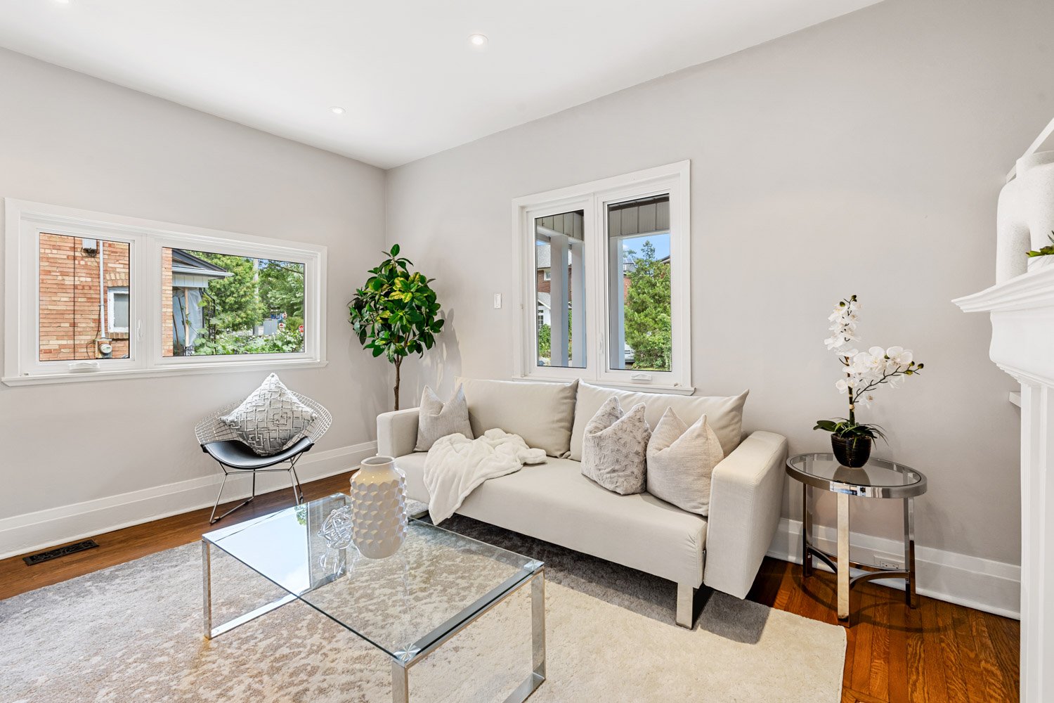 278 Montrose_007.jpg